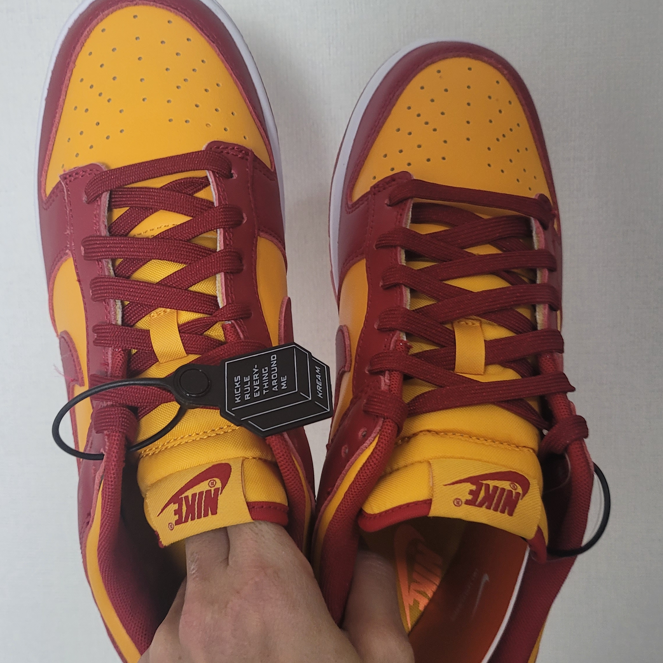 Nike Dunk Low Retro Championship Gold 착용 스타일 - 2