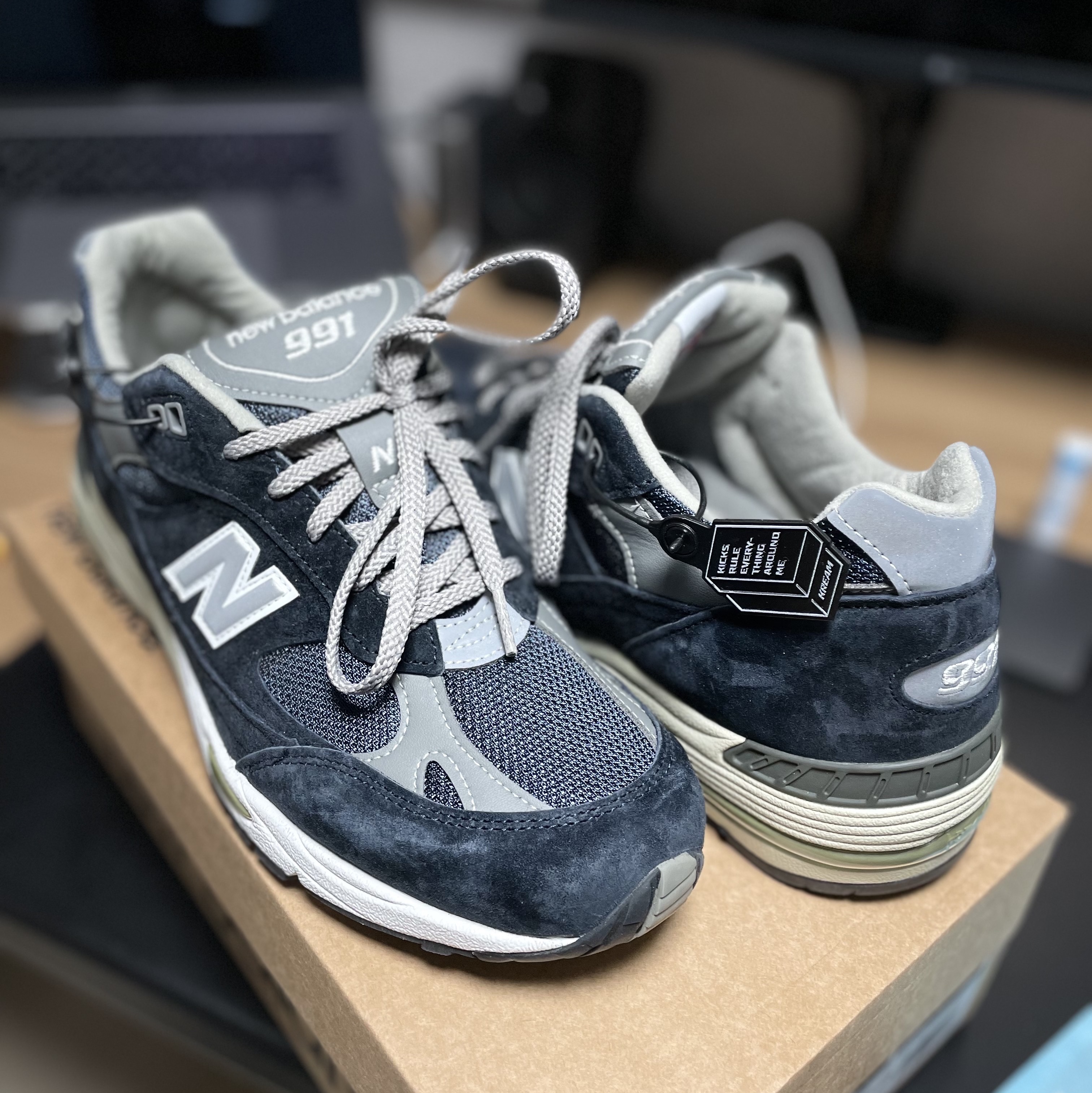 New Balance 991 Made in UK Navy 착용 스타일 - 1