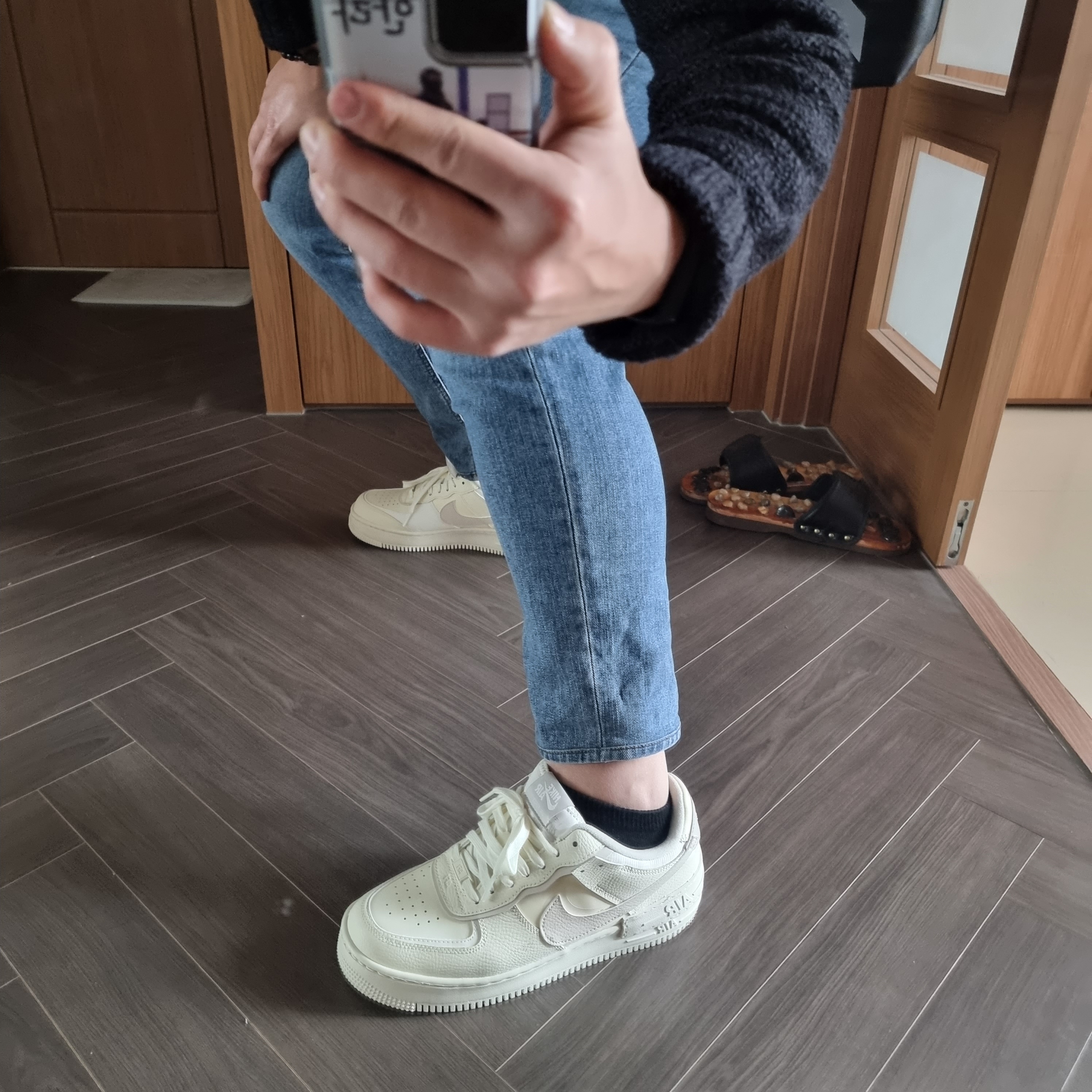 (W) Nike Air Force 1 Shadow Coconut Milk 착용 스타일 - 1