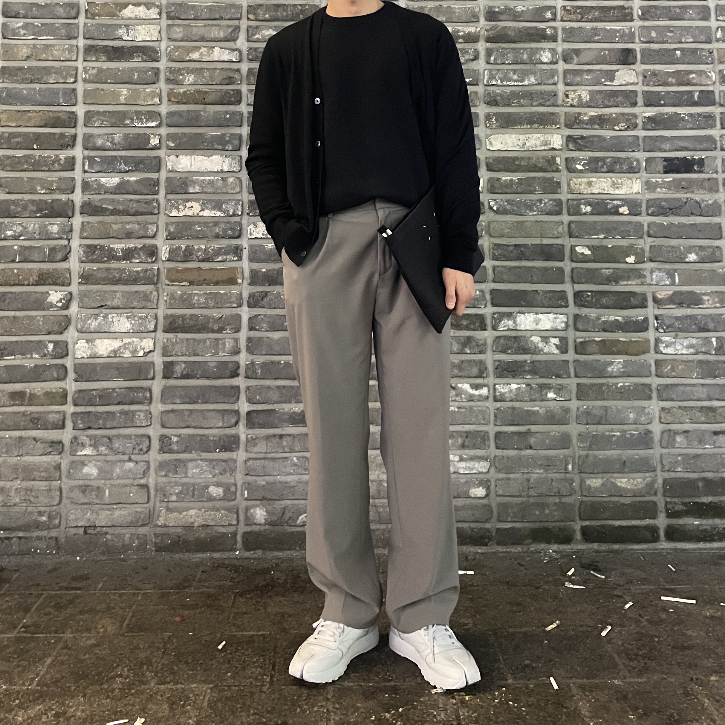 Reebok x Maison Margiela Classic Leather Tabi Shoes Grey 착용 스타일