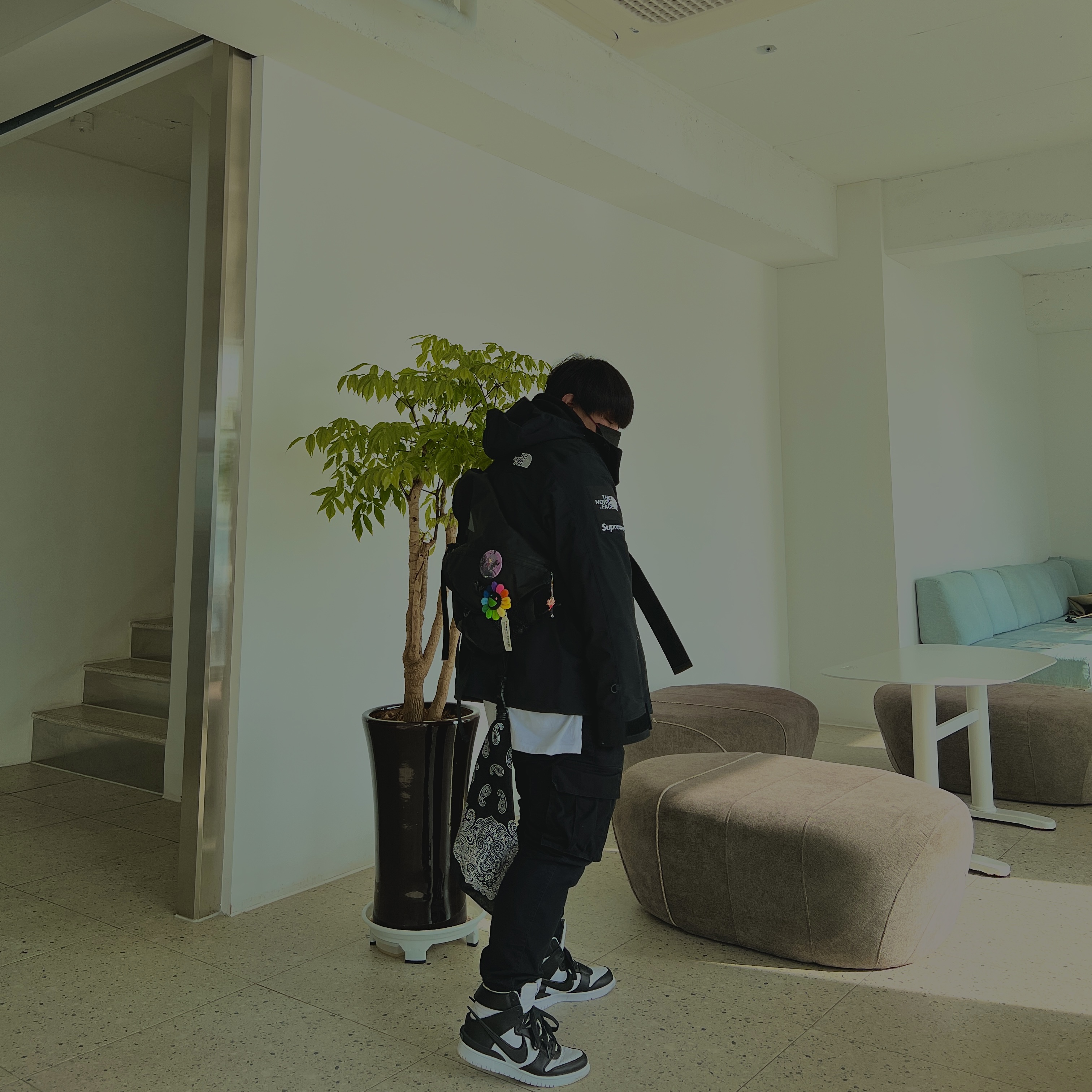 Nike x Ambush Dunk High Black, Supreme x The North Face Arc Logo Mountain Parka Black - 19SS 착용 스타일 - 1