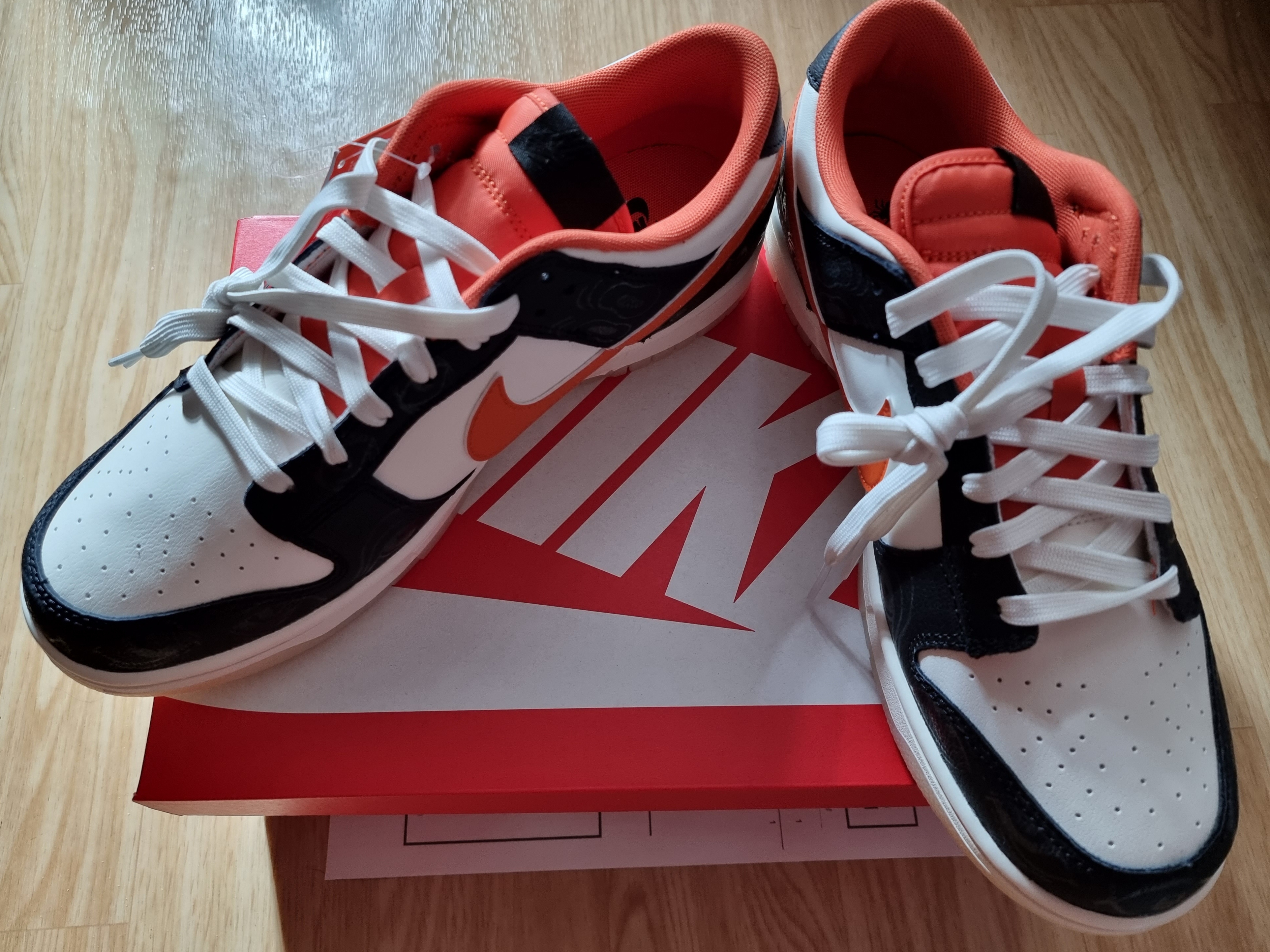 Nike Dunk Low Retro PRM Halloween 착용 스타일