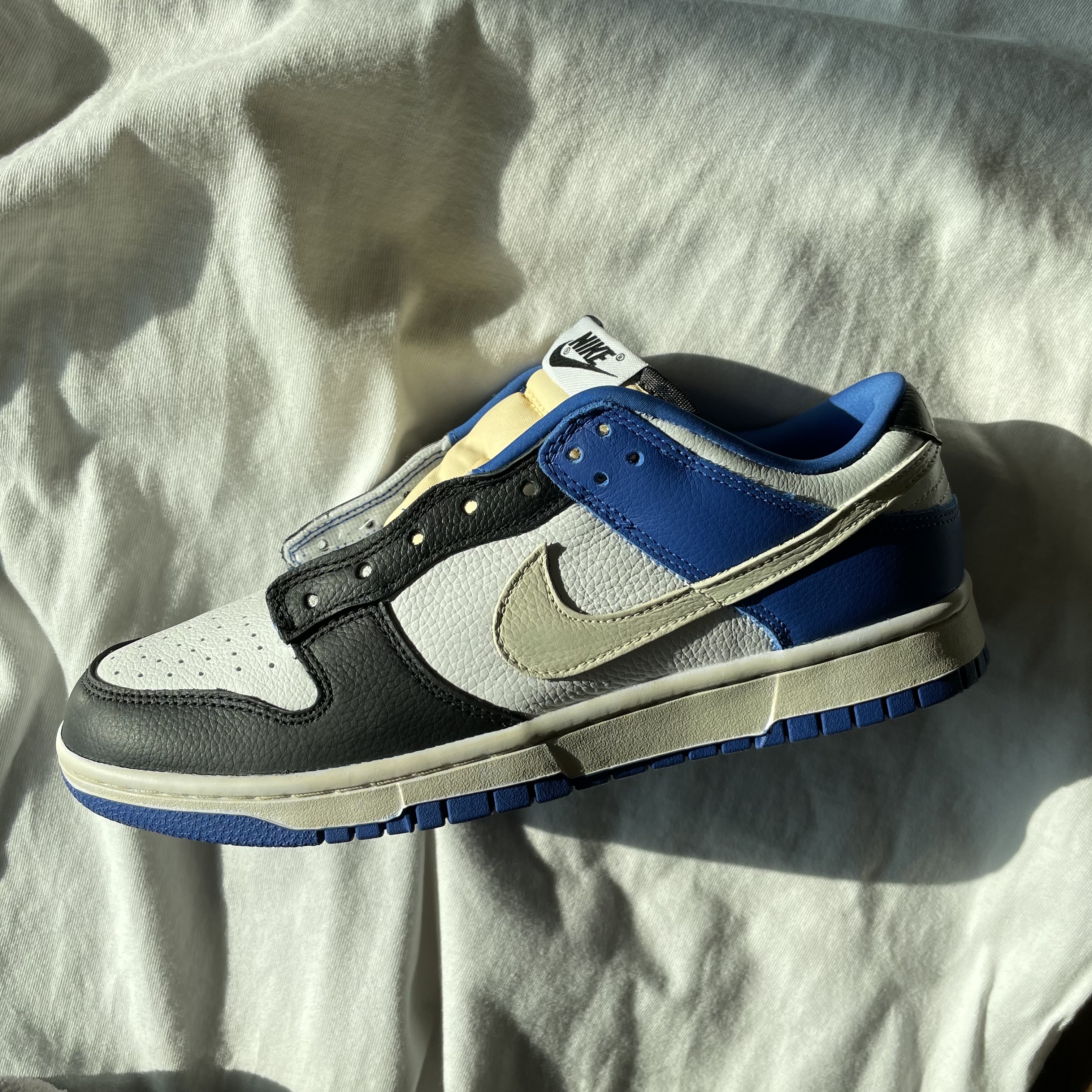 Jordan 1 x Travis Scott x Fragment Retro Low OG SP Military Blue 착용 스타일