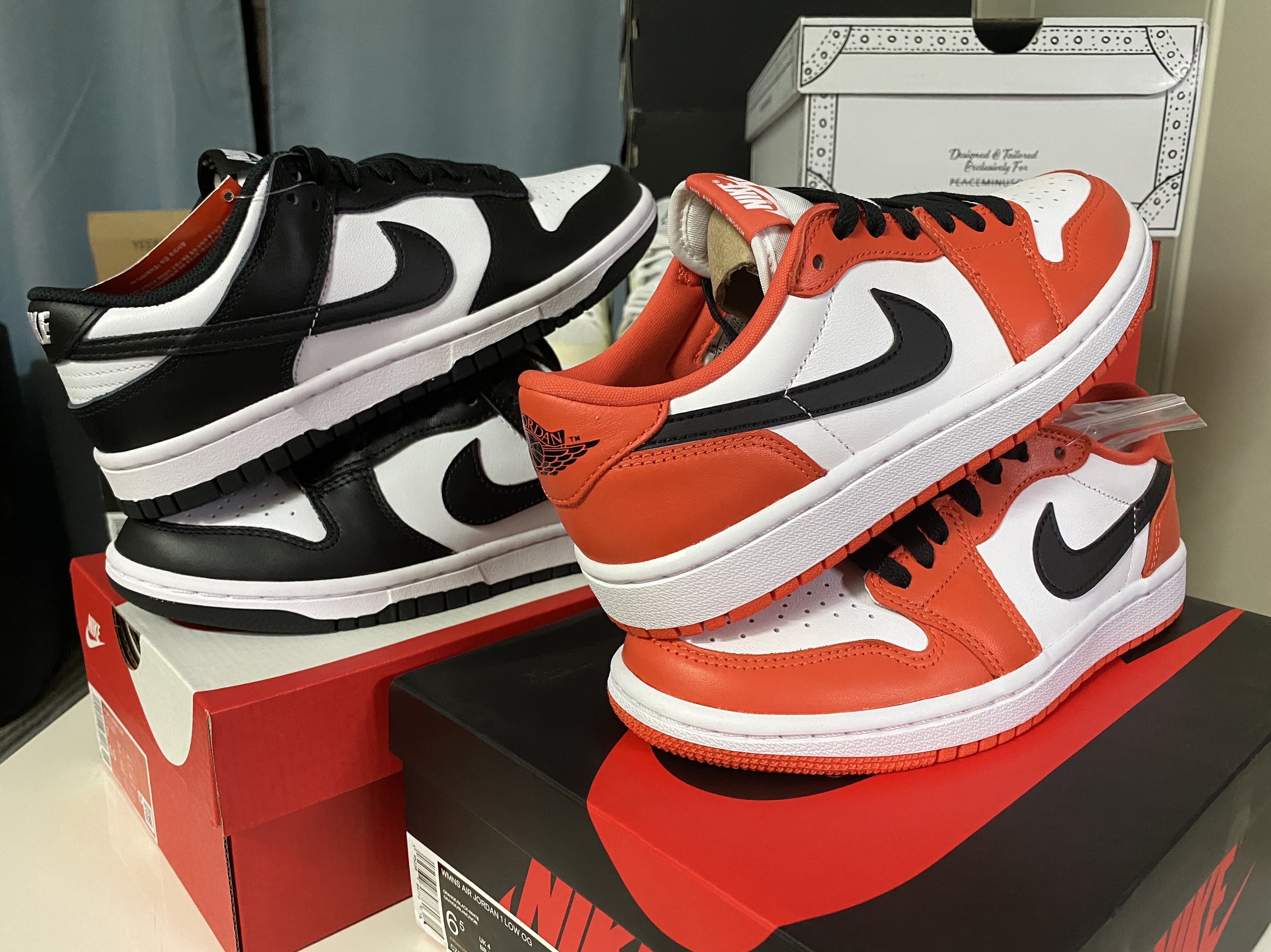 (W) Nike Dunk Low Black, (W) Jordan 1 Low OG Starfish 착용 스타일 - 2