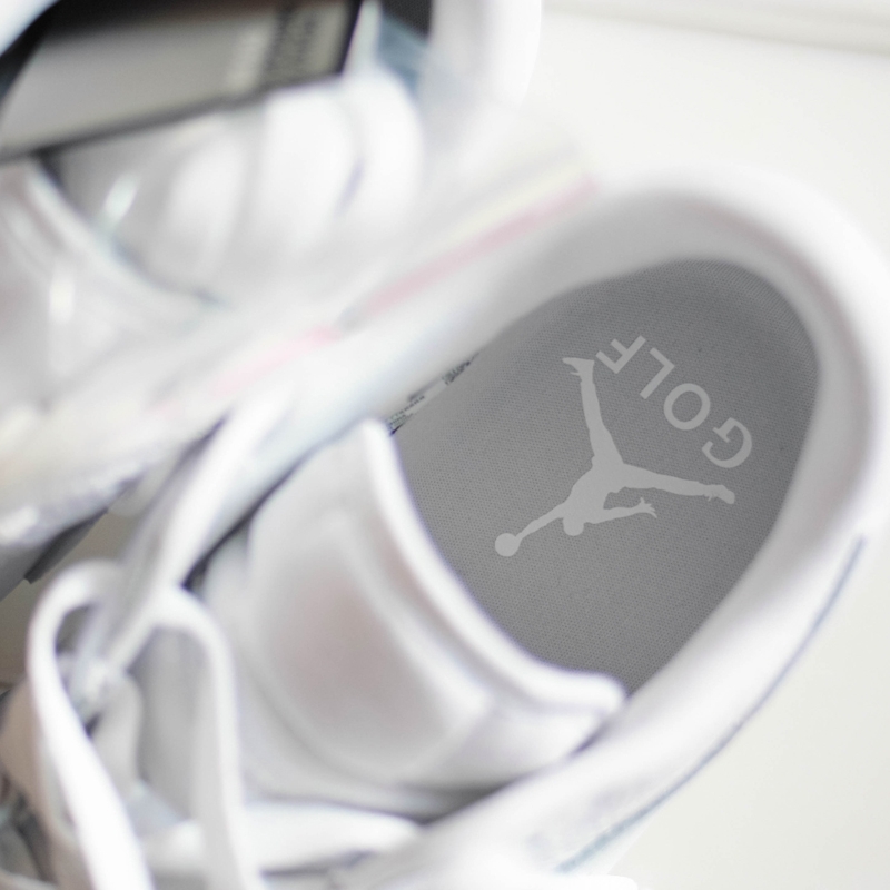Jordan 1 Low Golf Triple White 착용 스타일 - 2