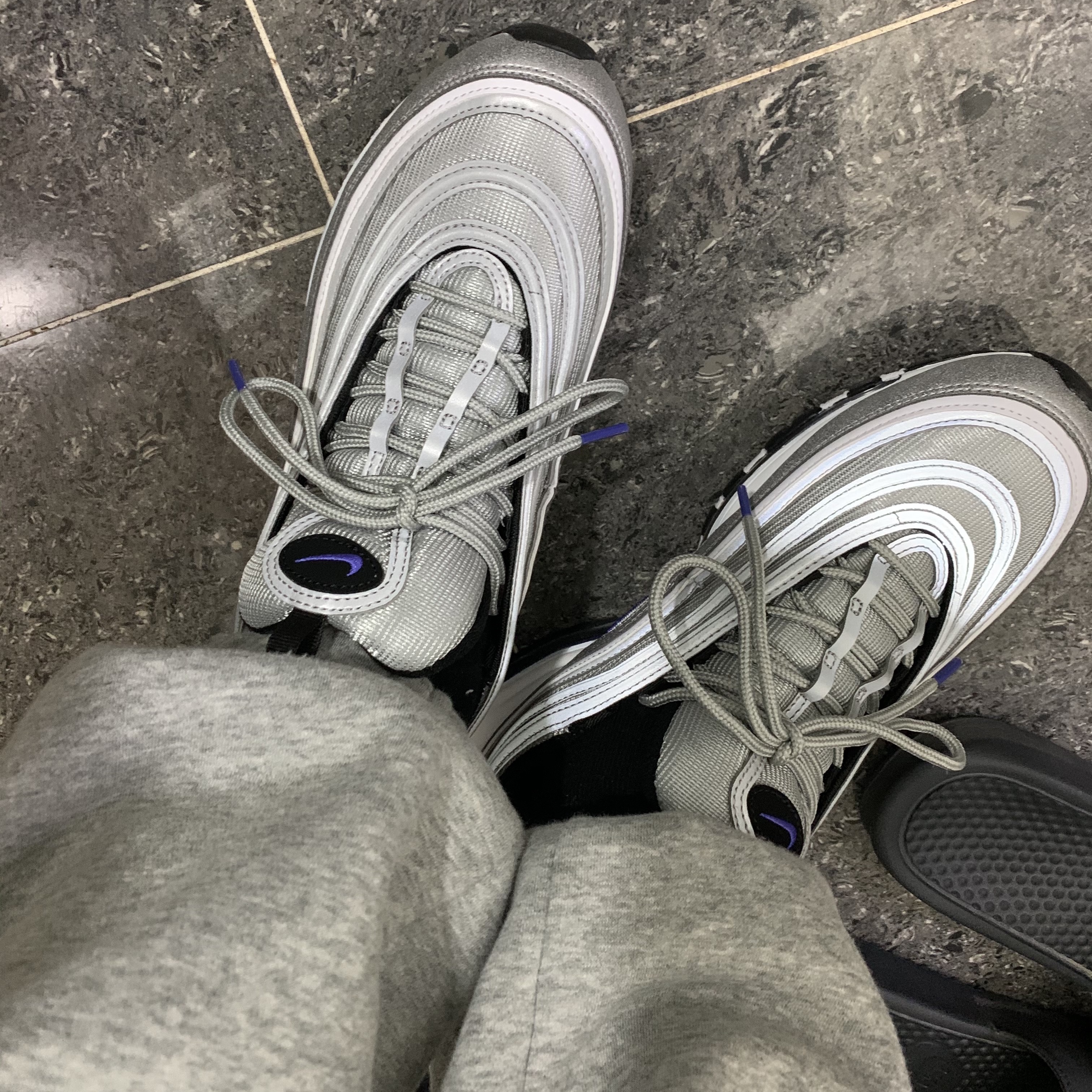 Nike Air Max 97 Persian Violet 착용 스타일