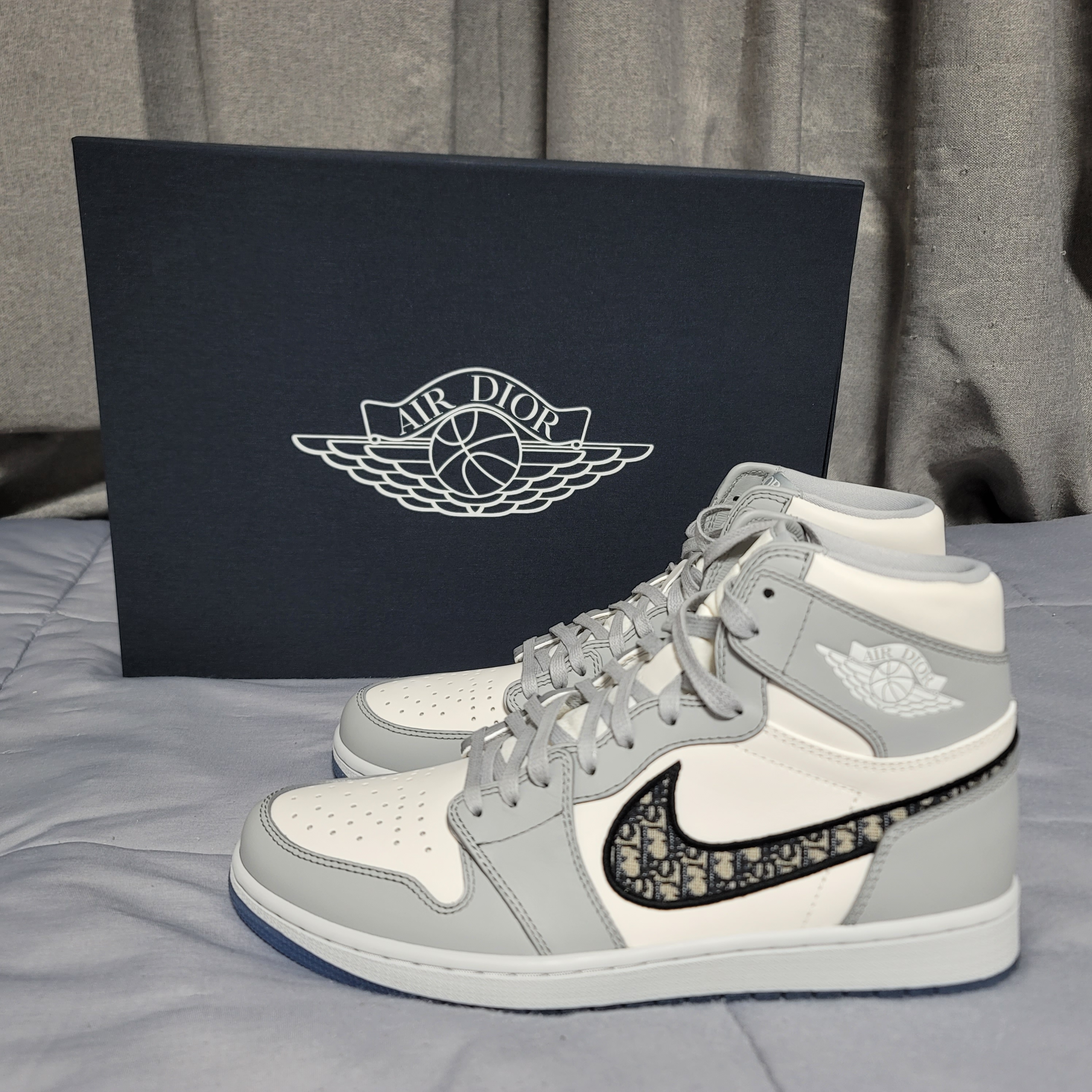 Jordan 1 x Dior High OG 착용 스타일 - 4