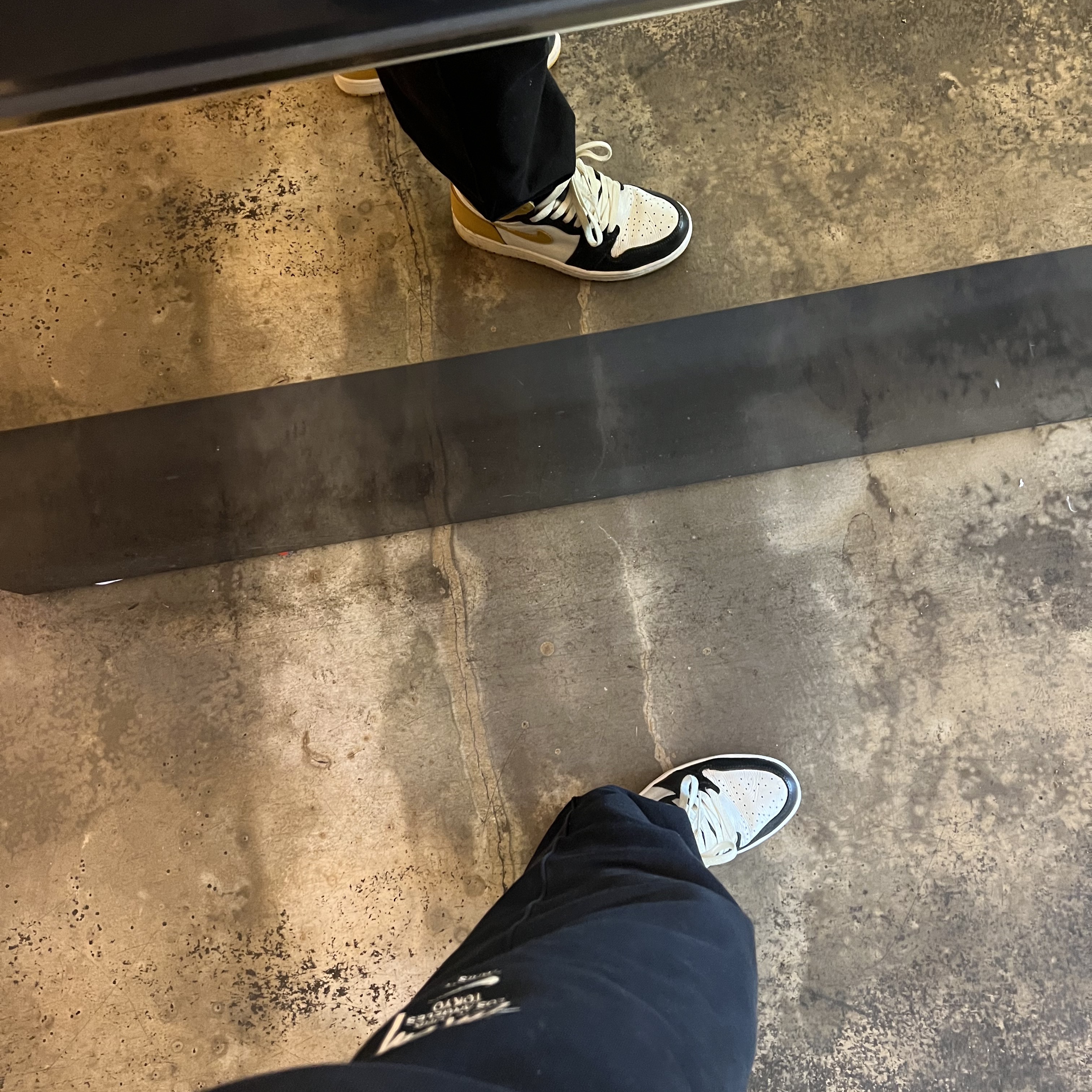 Nike x Stussy NRG ZR Fleece Pants Black - US/EU, Jordan 1 Retro High OG Pollen 착용 스타일