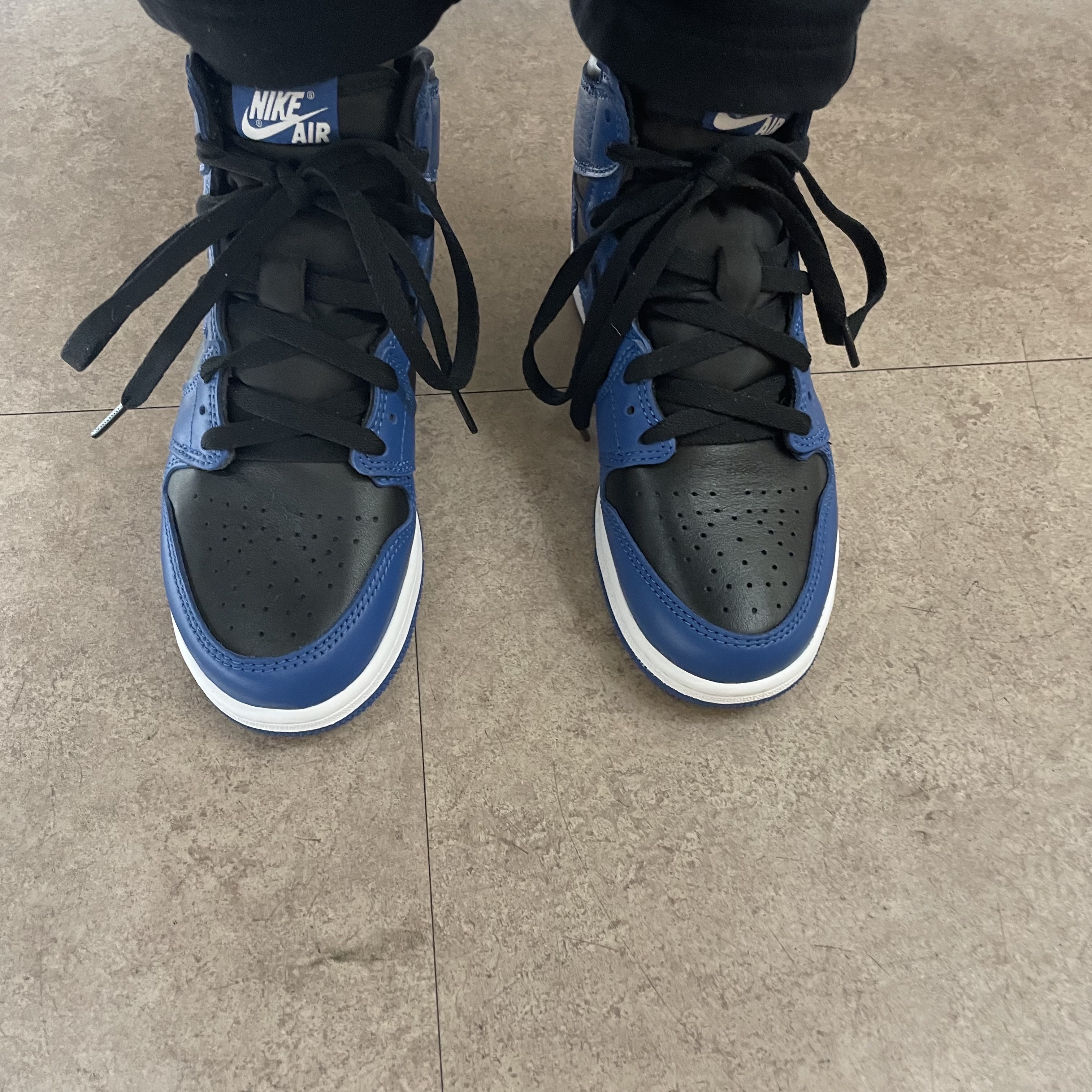 (GS) Jordan 1 Retro High OG Dark Marina Blue 착용 스타일 - 1