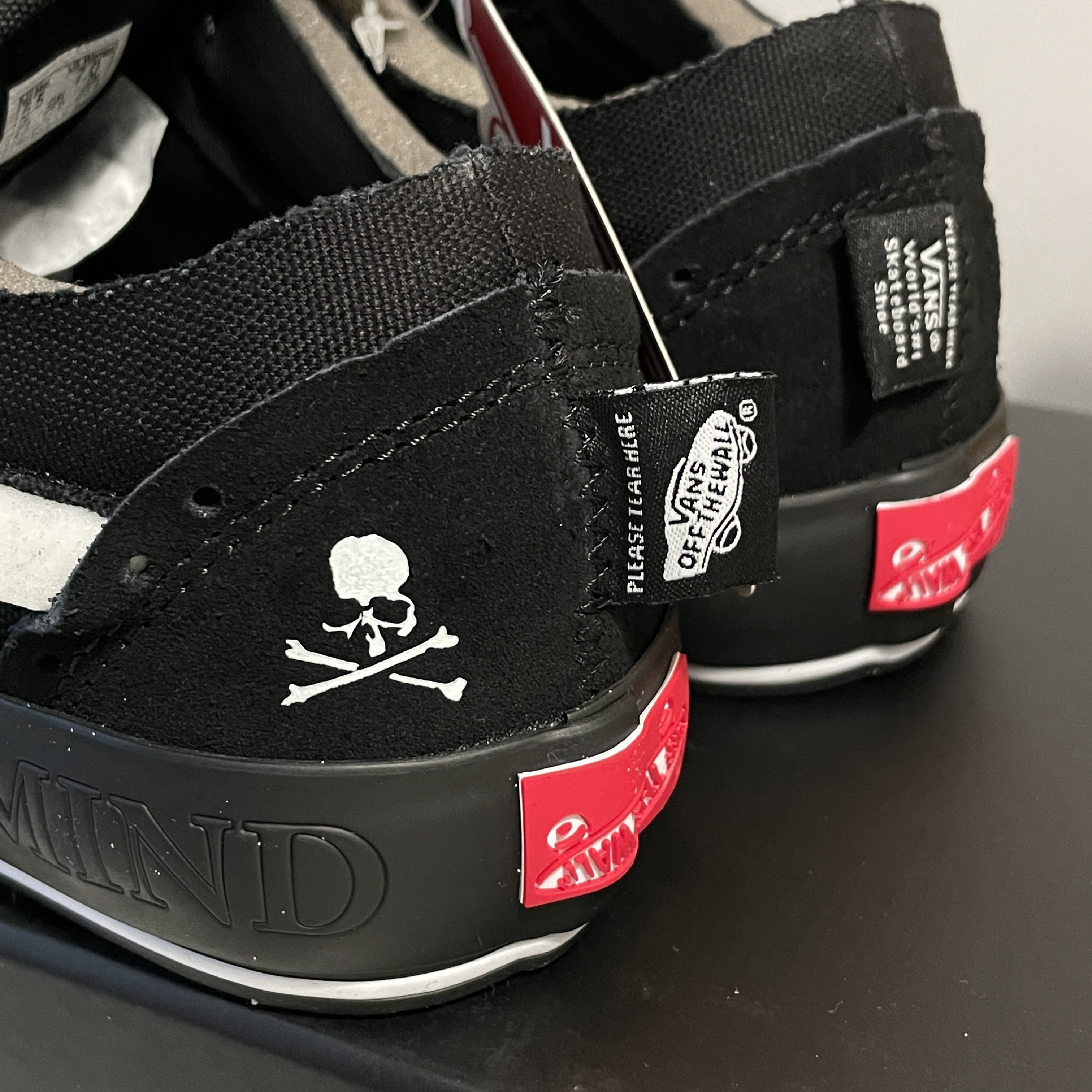 Vans Vault x Mastermind x END. Old Skool Cap LX Black 착용 스타일 - 3