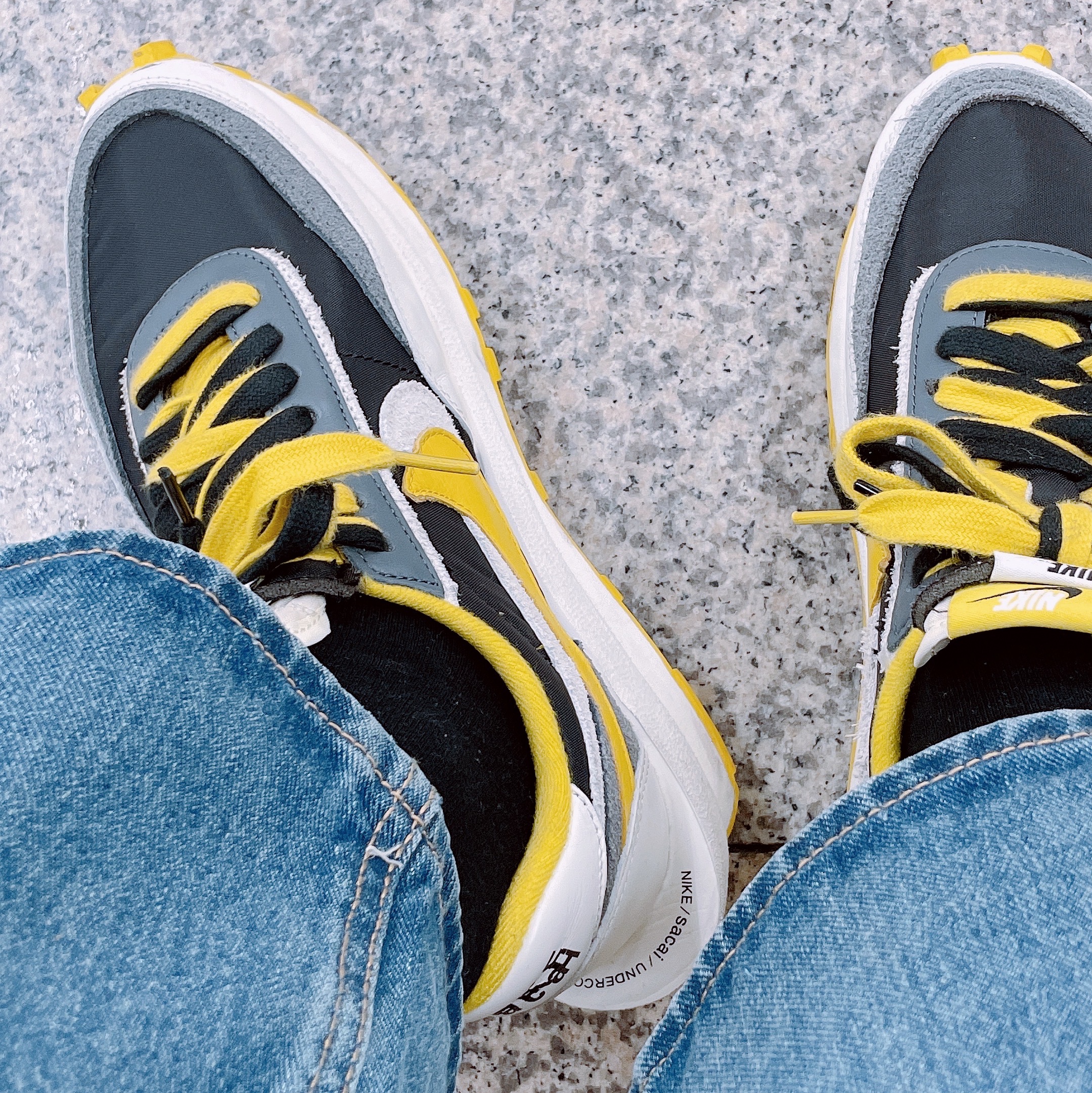 Nike x Sacai x Undercover LDWaffle Black Bright Citron 착용 스타일