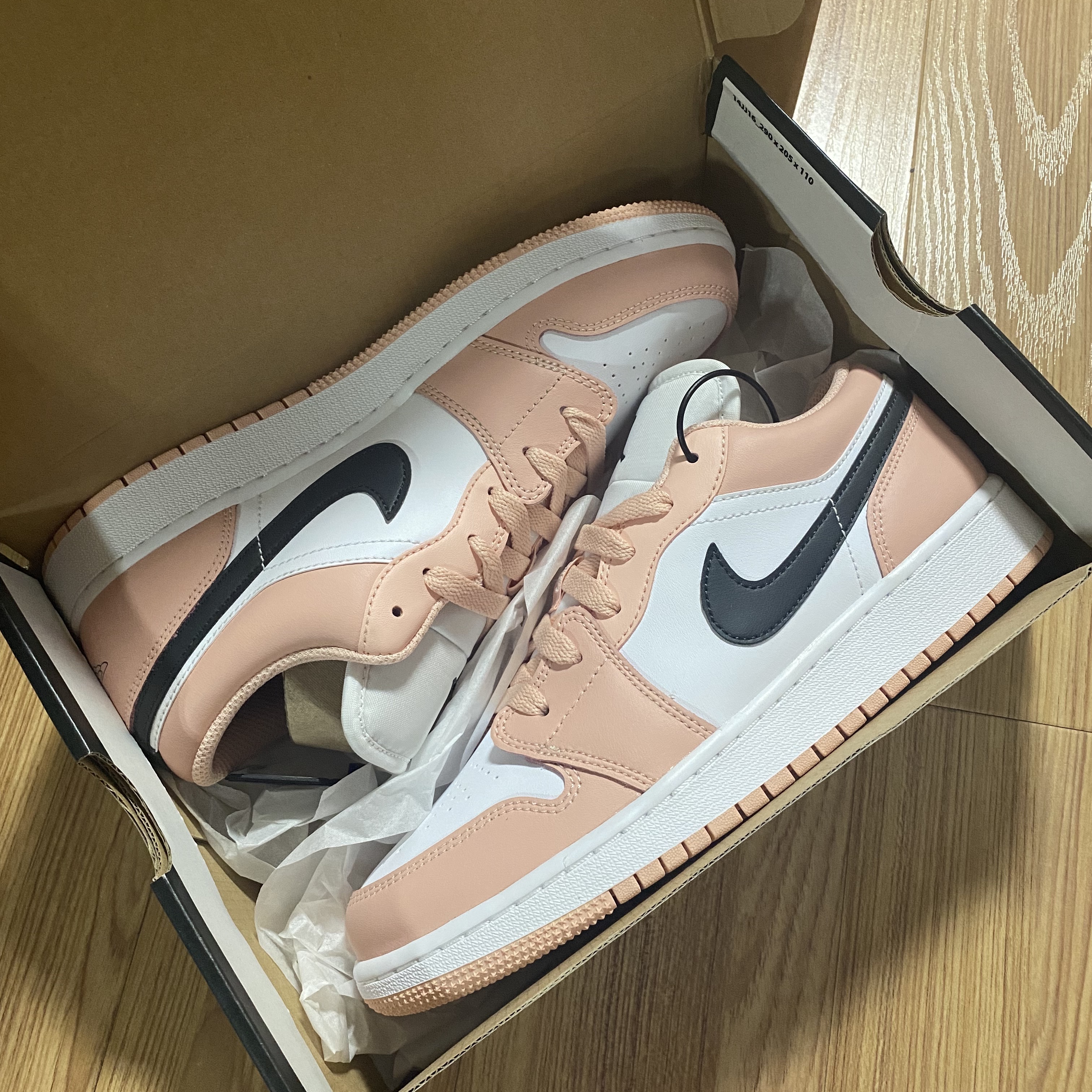 (GS) Jordan 1 Low Light Arctic Pink 착용 스타일
