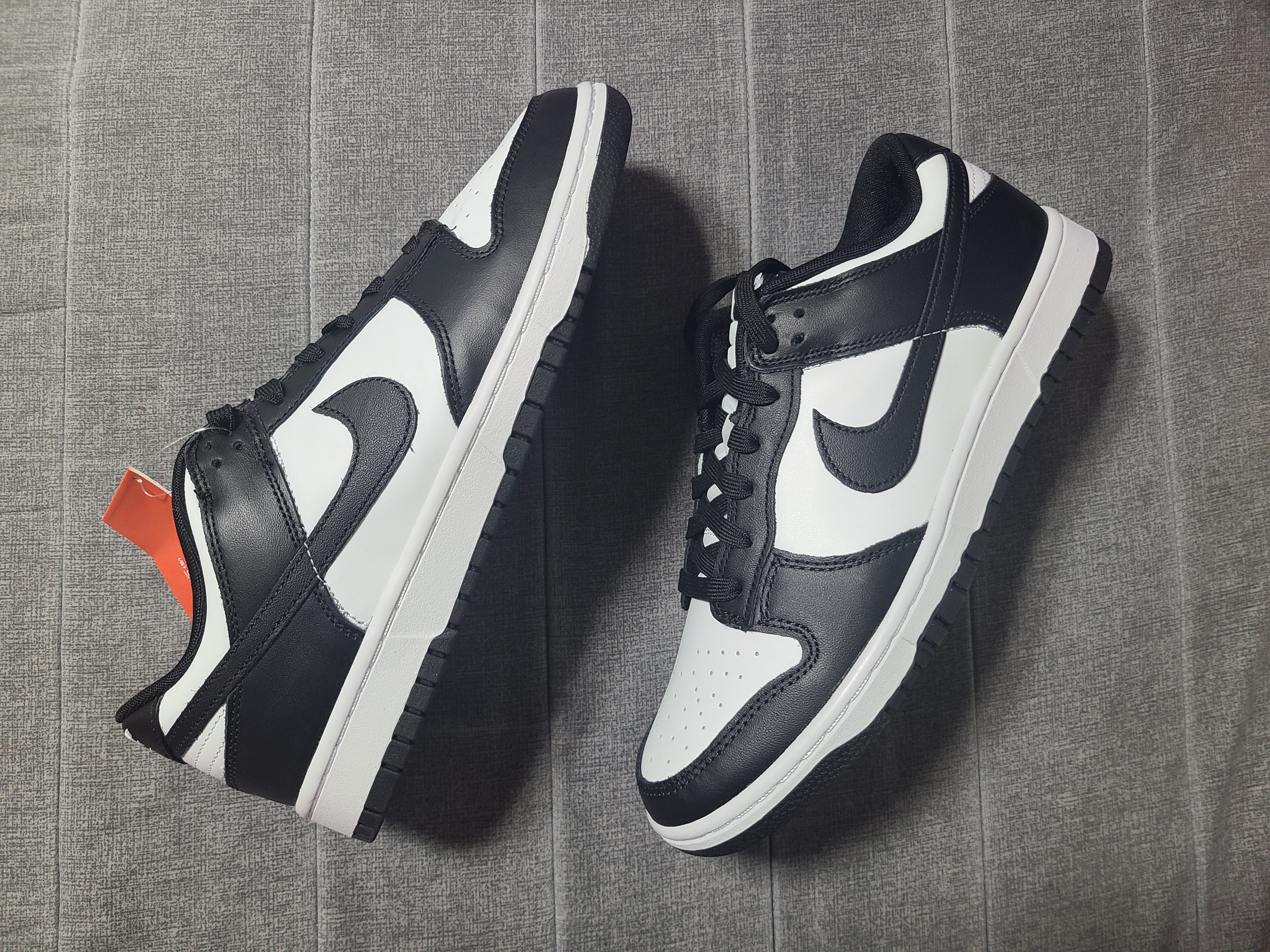 Nike Dunk Low Retro Black 착용 스타일