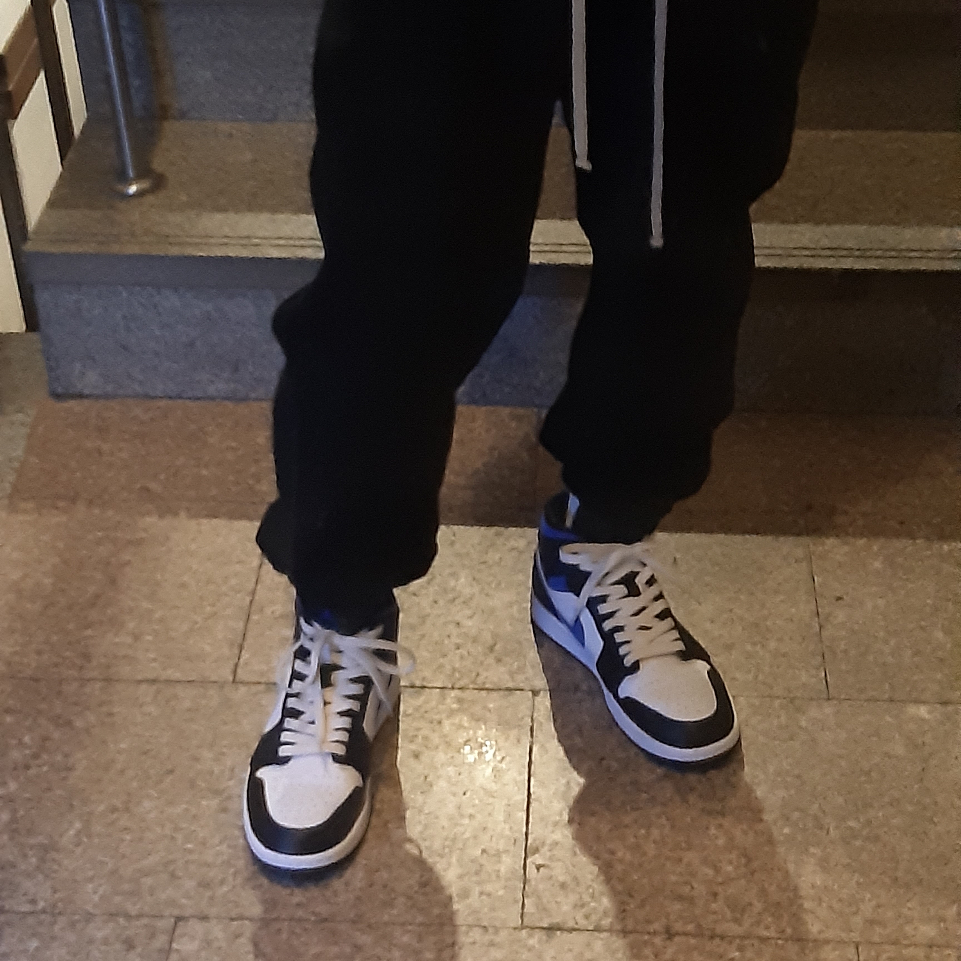 Jordan 1 Mid Racer Blue 착용 스타일 - 2