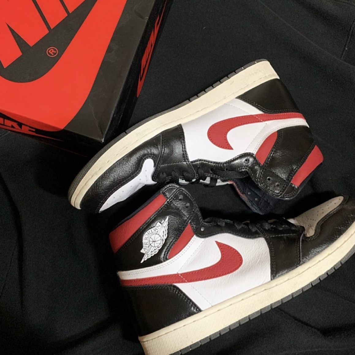 Jordan 1 Retro High OG Gym Red 착용 스타일