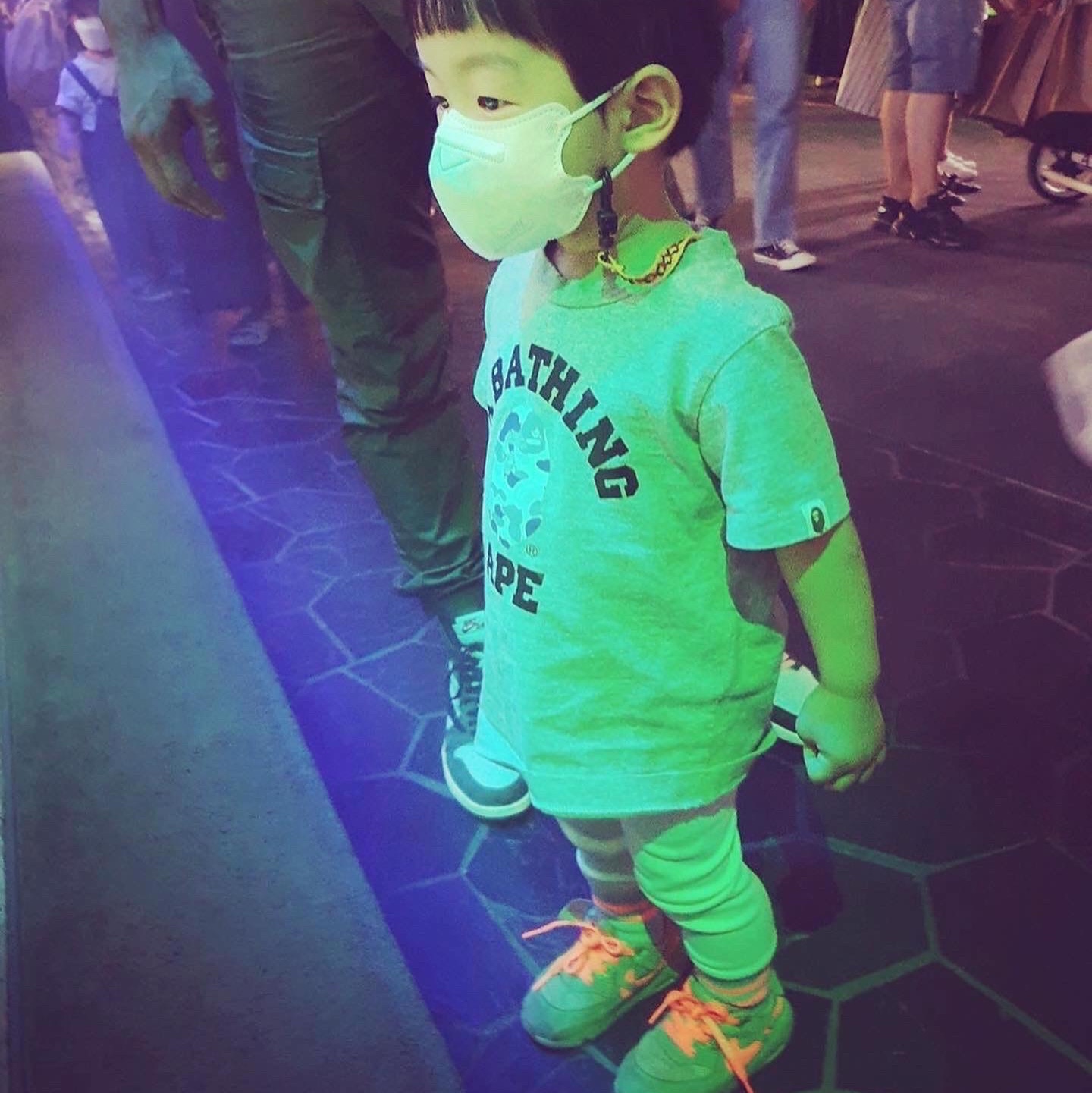 (Kids) Essentials Pull-Over Hoodie Cream - 21SS, (Kids) Essentials Sweatpants Cream - 21SS 착용 스타일 - 4