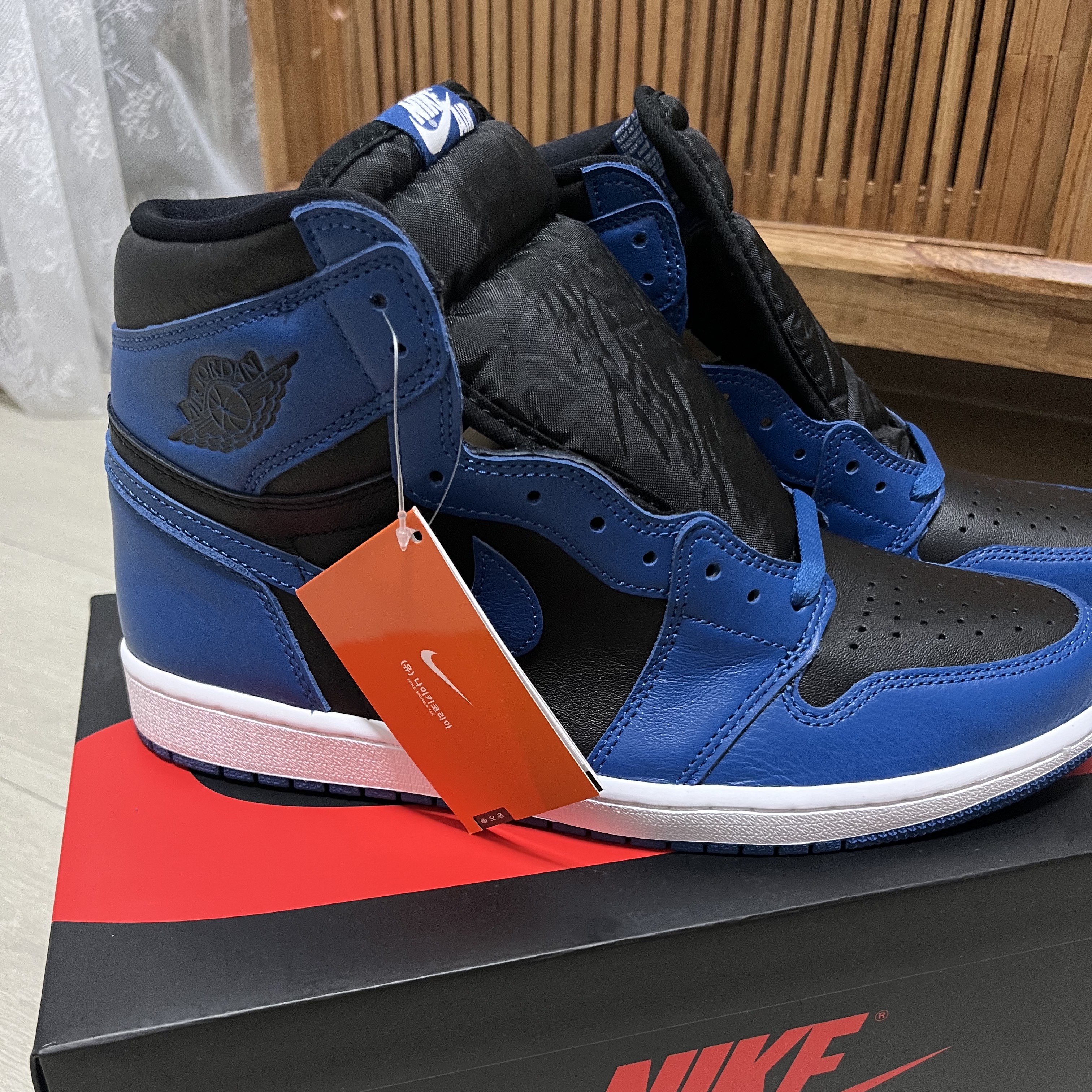 Jordan 1 Retro High OG Dark Marina Blue 착용 스타일