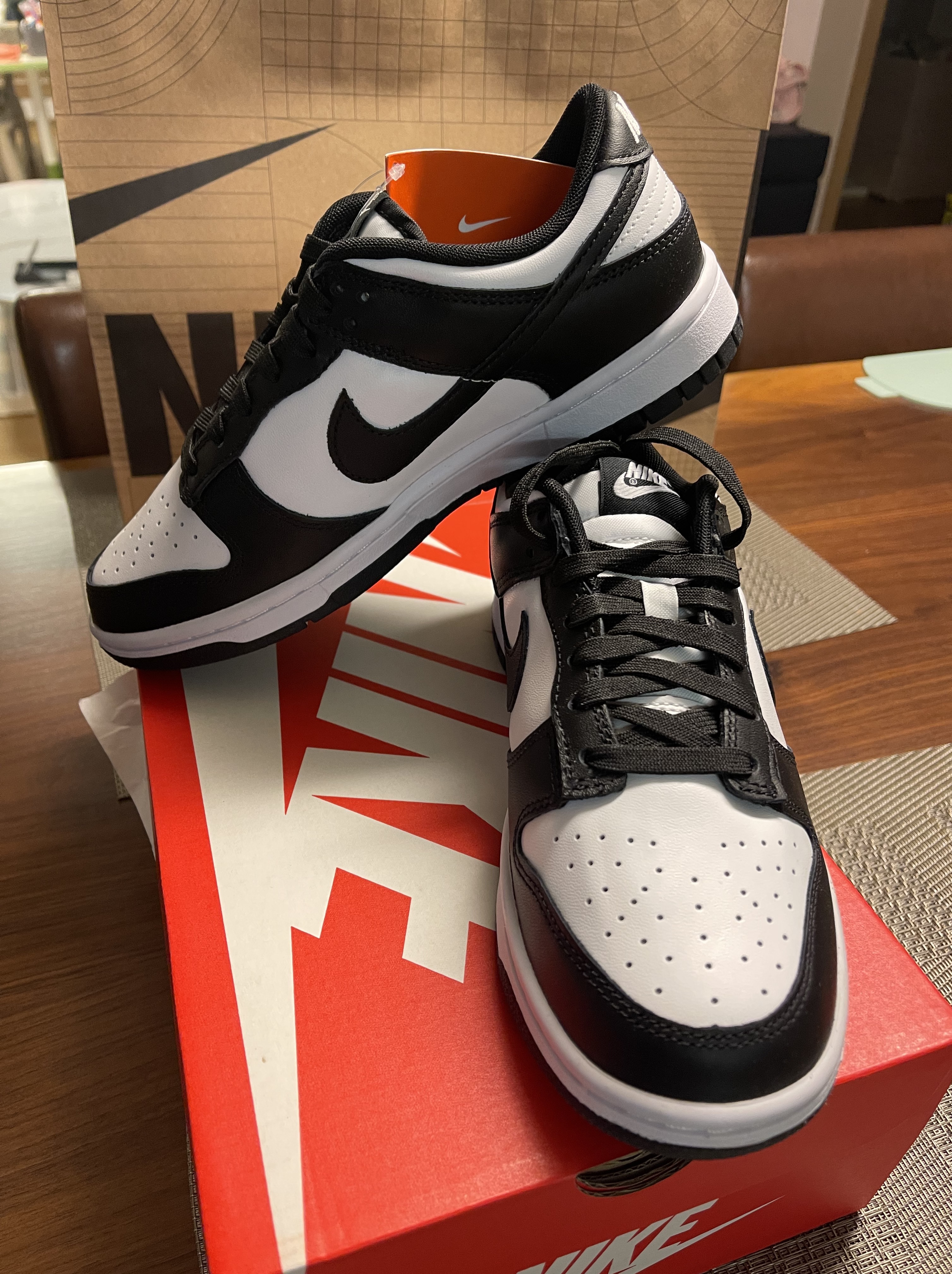 Nike Dunk Low Retro Black 착용 스타일