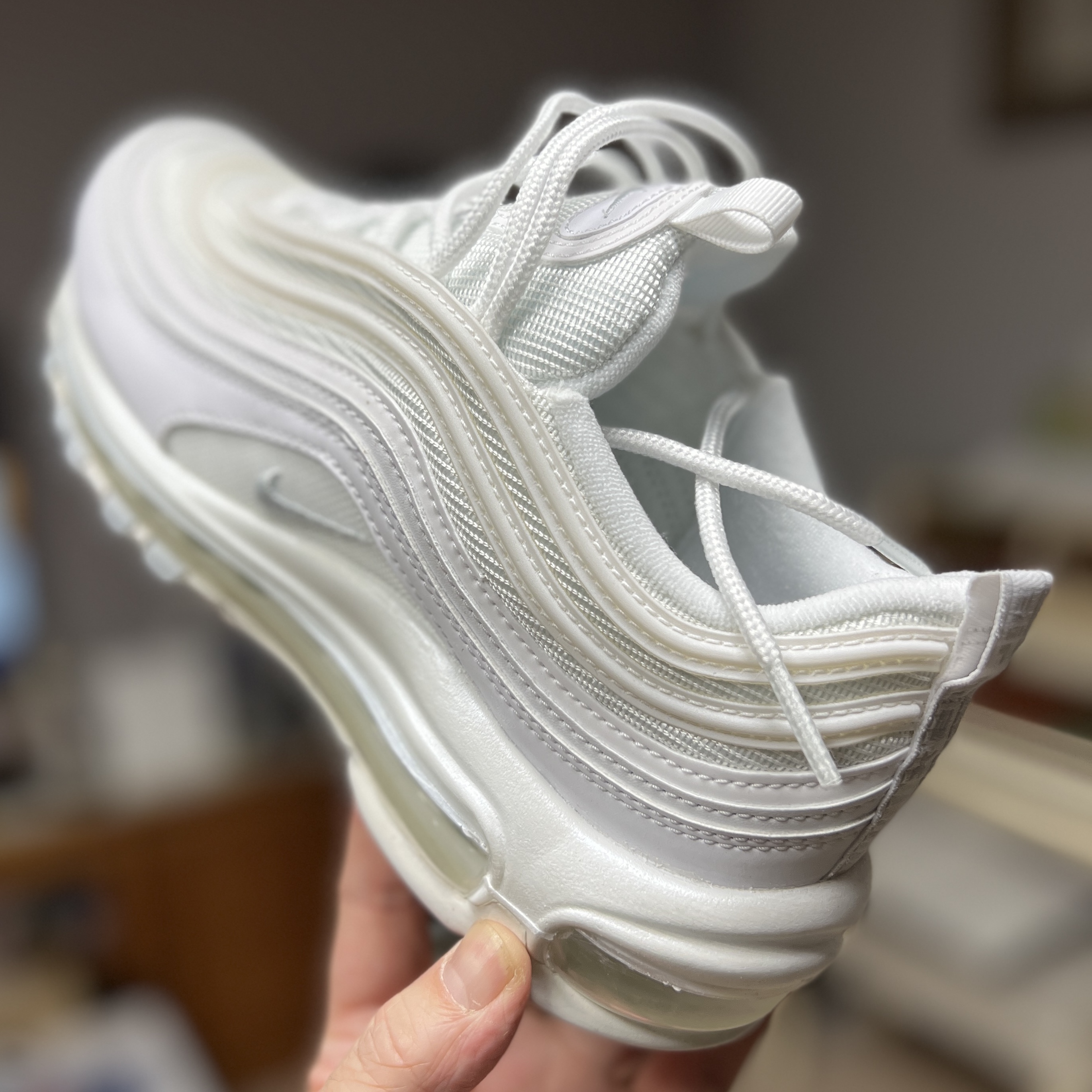 (W) Nike Air Max 97 White Pure Platinum 착용 스타일 - 2