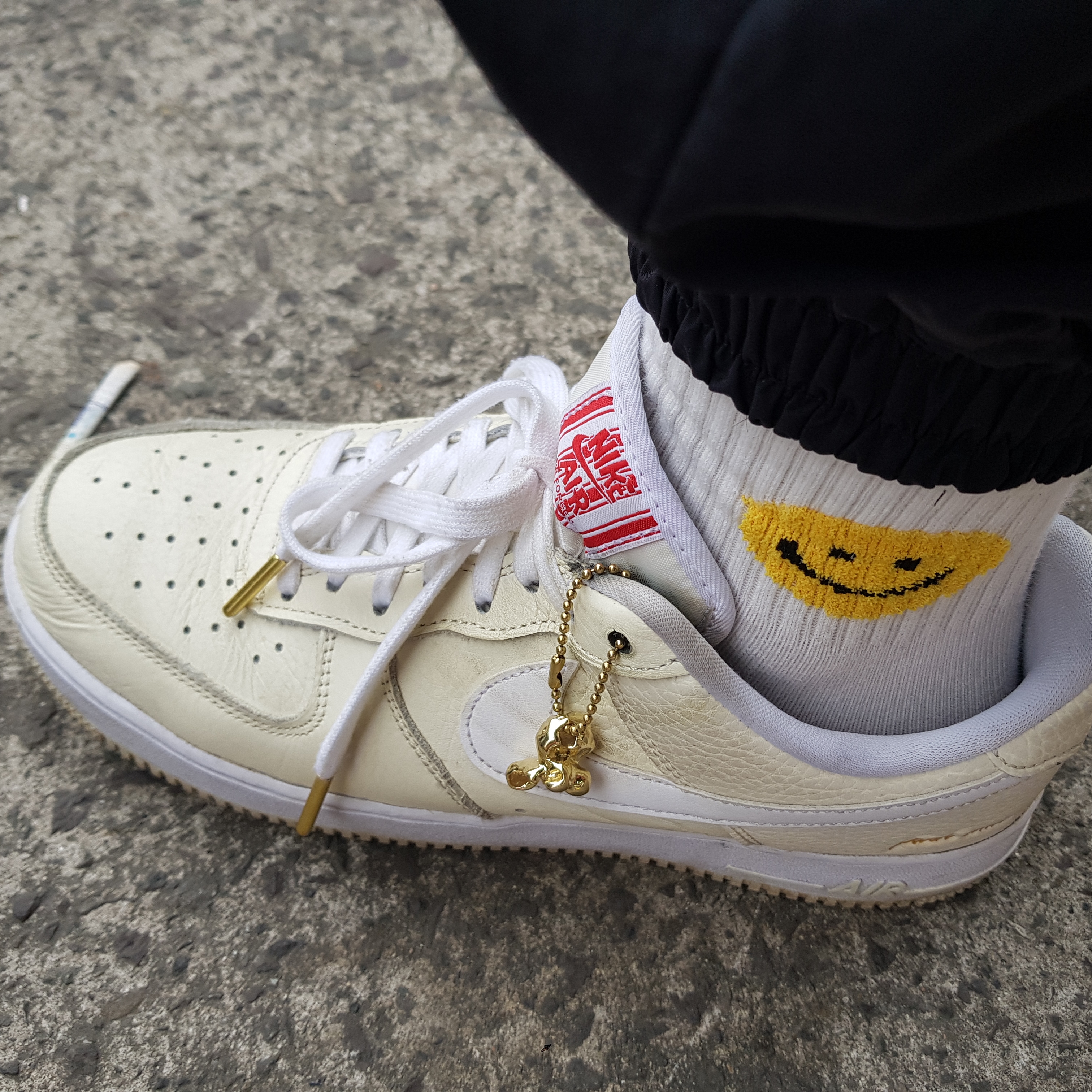 Nike Air Force 1 '07 PRM Popcorn 착용 스타일 - 1