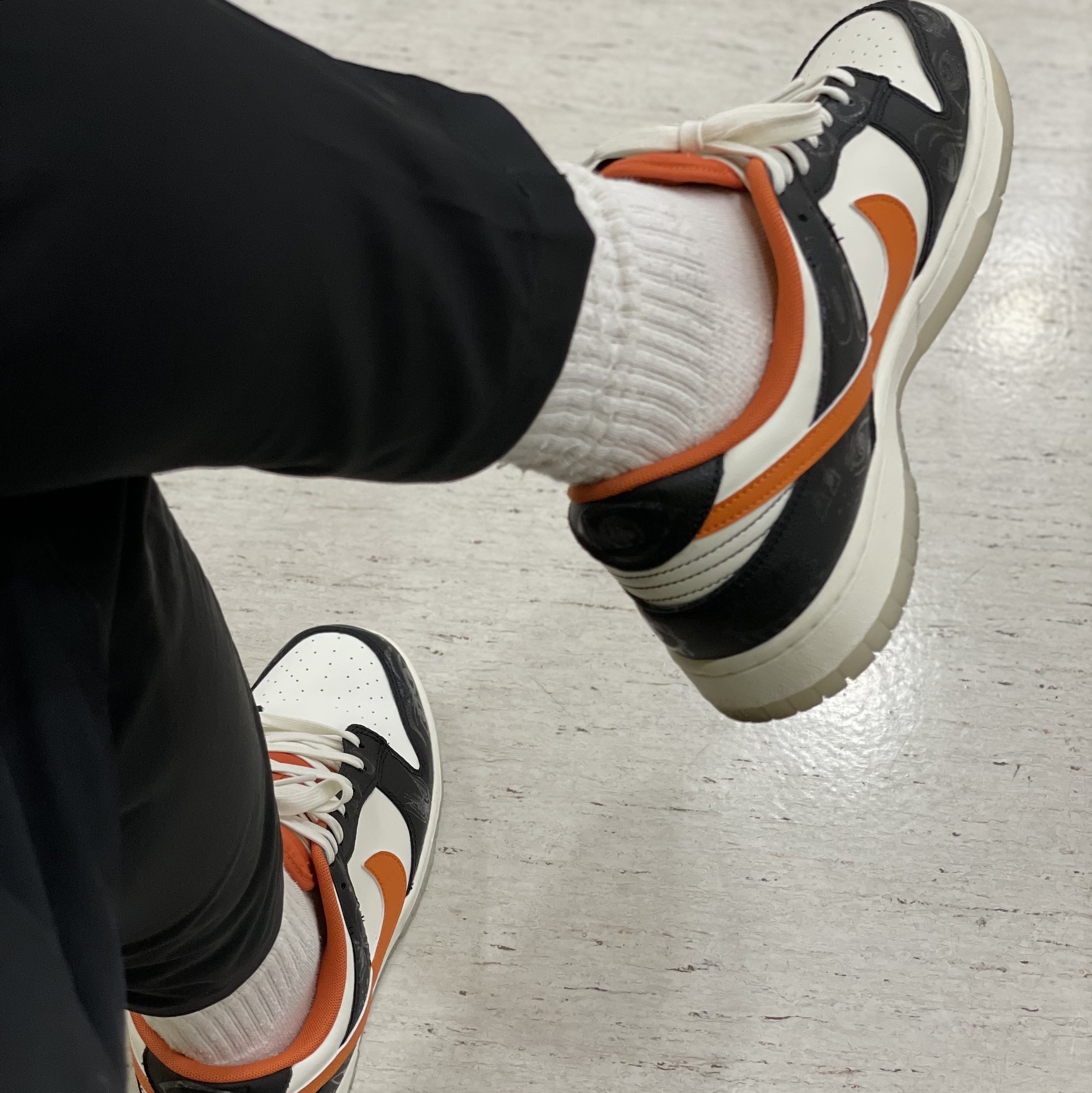 Nike Dunk Low Retro PRM Halloween 착용 스타일 - 1
