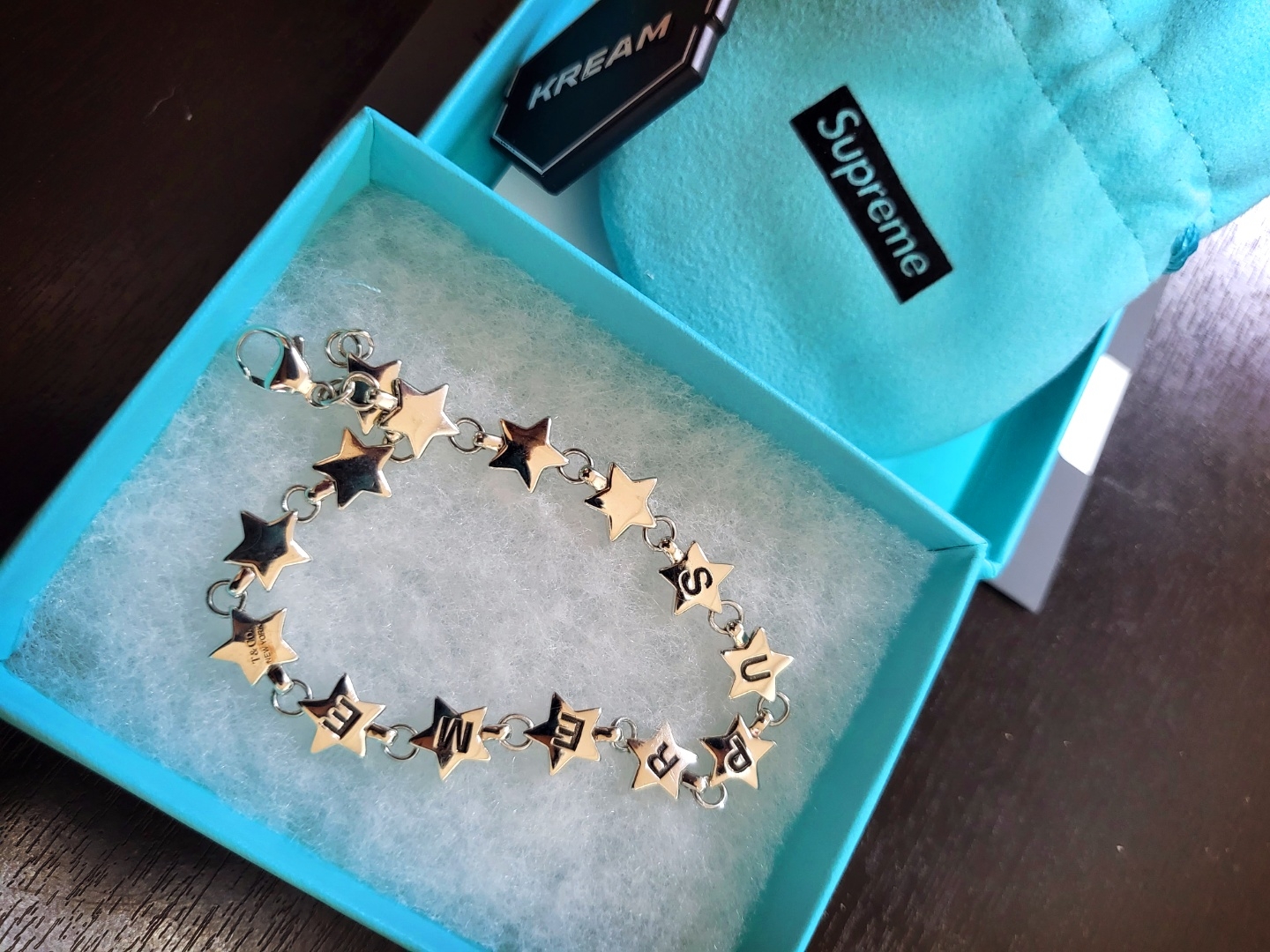 Supreme x Tiffany & Co. Star Bracelet - 21FW 착용 스타일 - 3