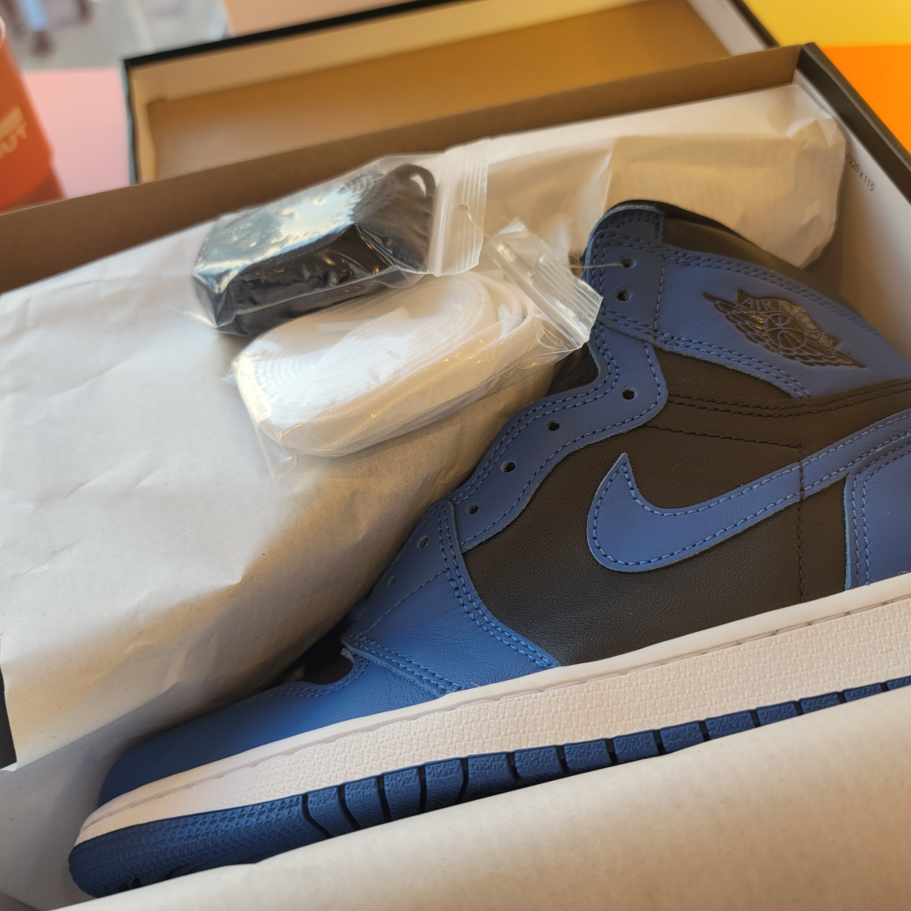 Jordan 1 Retro High OG Dark Marina Blue 착용 스타일