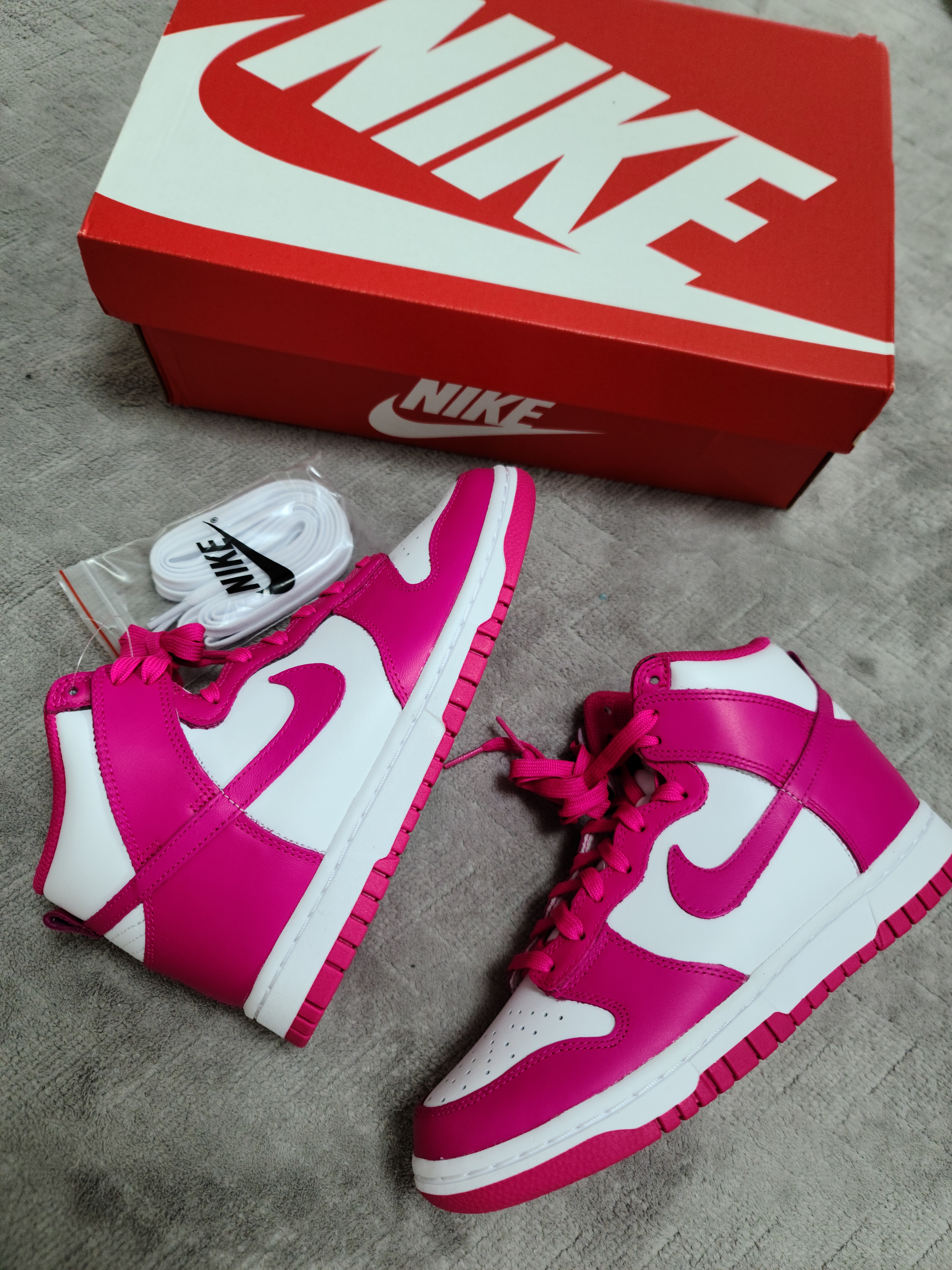 (W) Nike Dunk High Pink Prime 착용 스타일