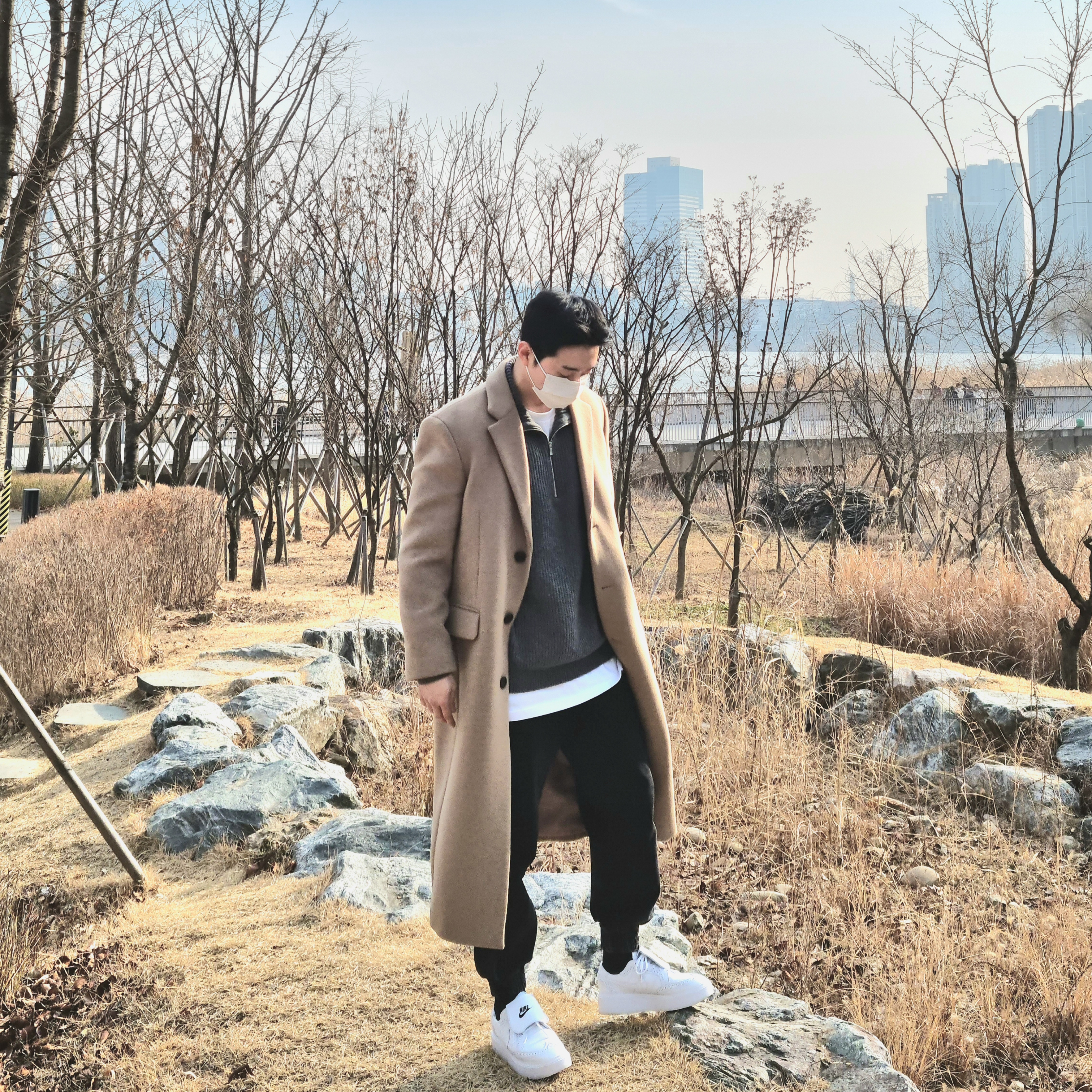Nike x Peaceminusone Kwondo1 White, Juun.J Detail Track Jogger Denim Pants Black - 22SS 착용 스타일 - 1