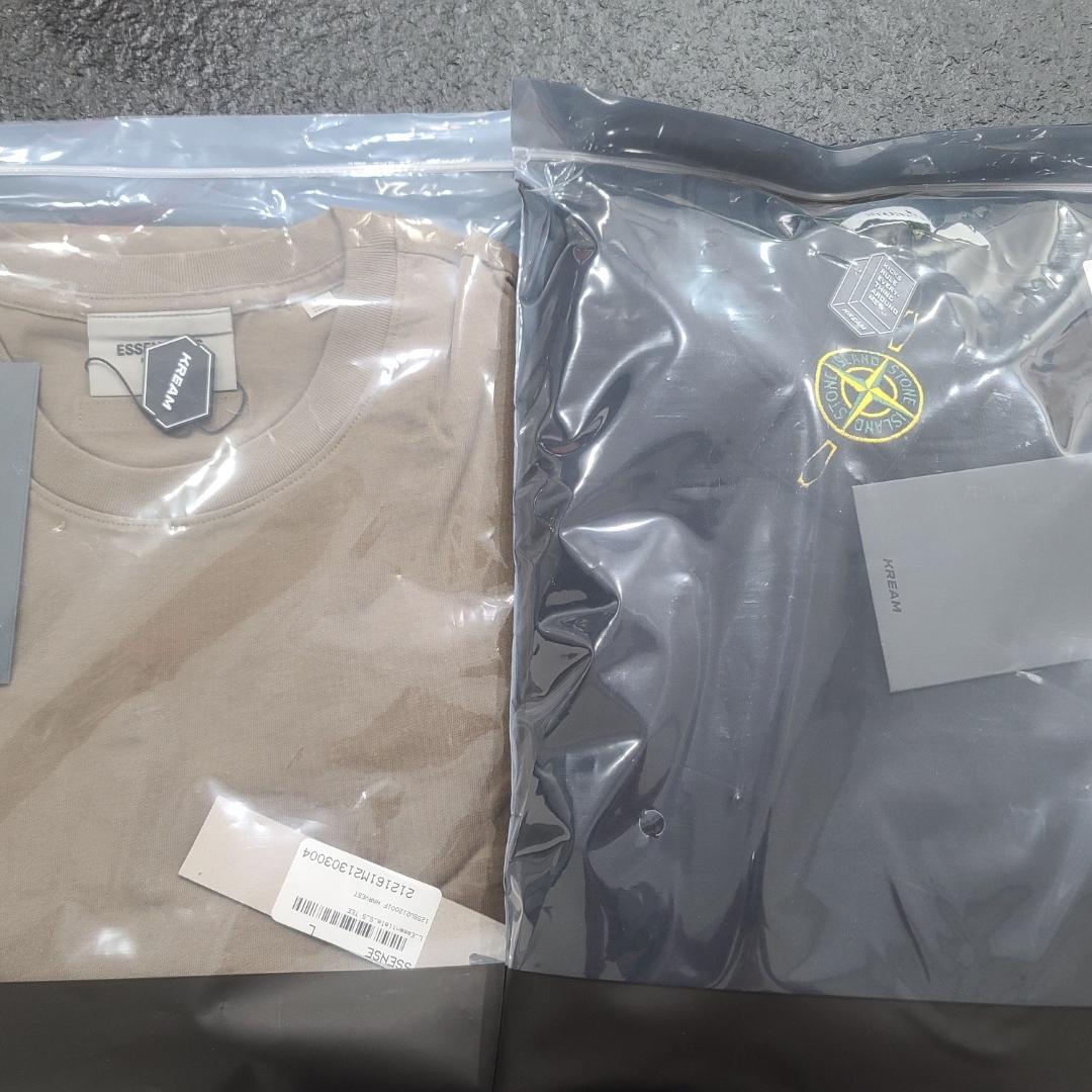 Stone Island 63020 Crewneck Sweatshirt Black - 21FW 착용 스타일