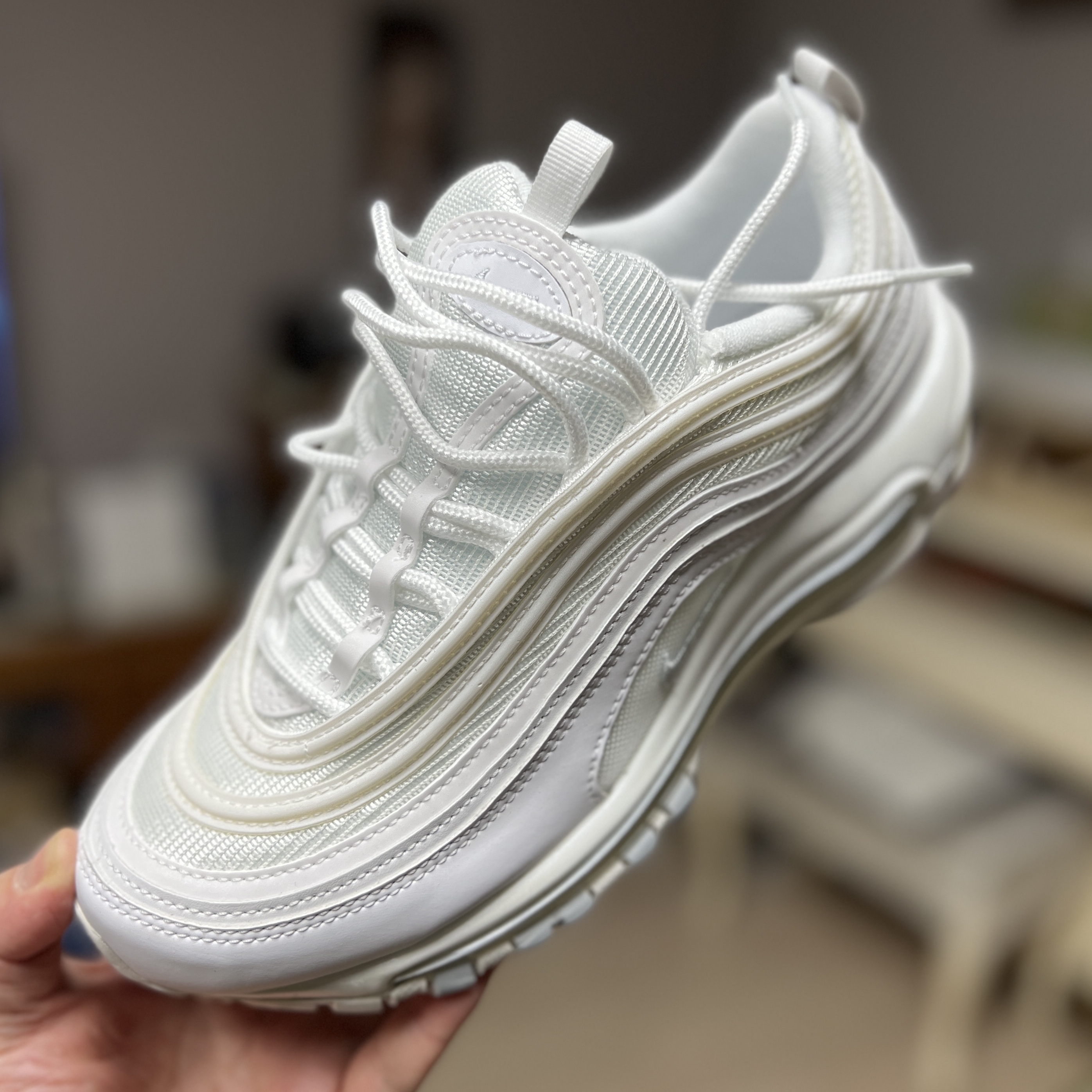 (W) Nike Air Max 97 White Pure Platinum 착용 스타일 - 1