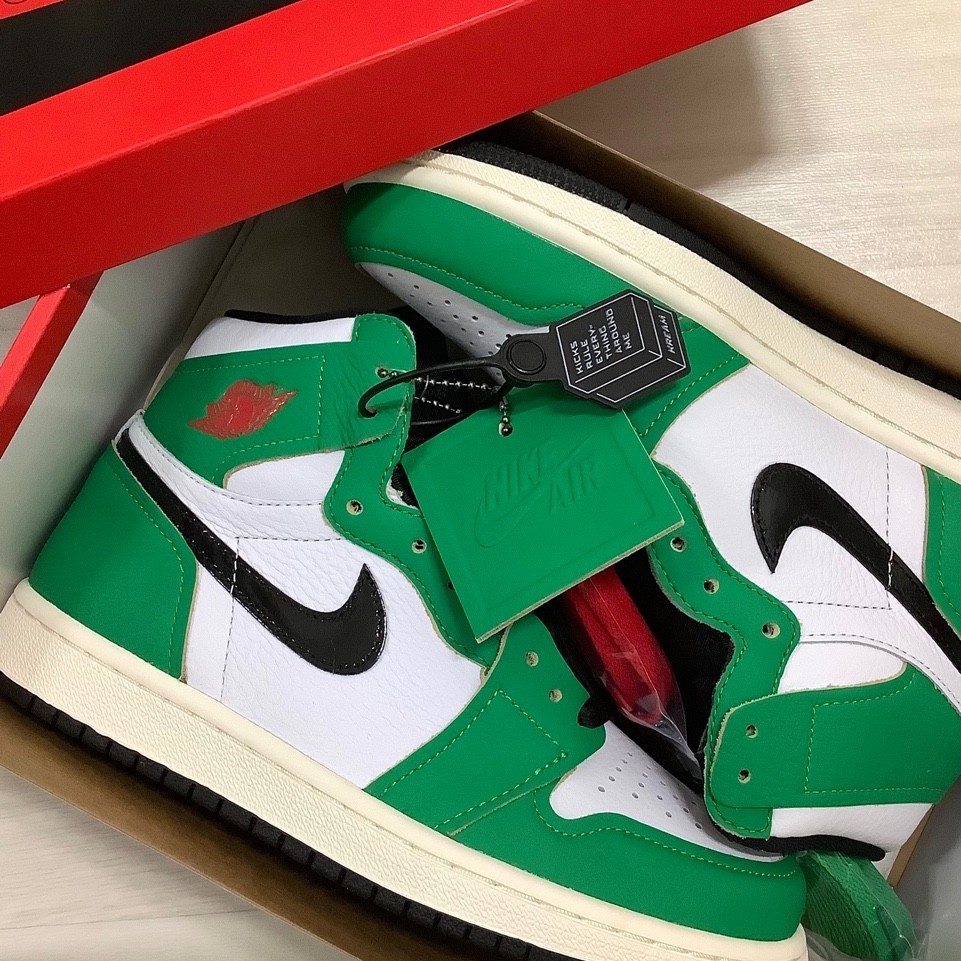 (W) Jordan 1 Retro High OG Lucky Green 착용 스타일