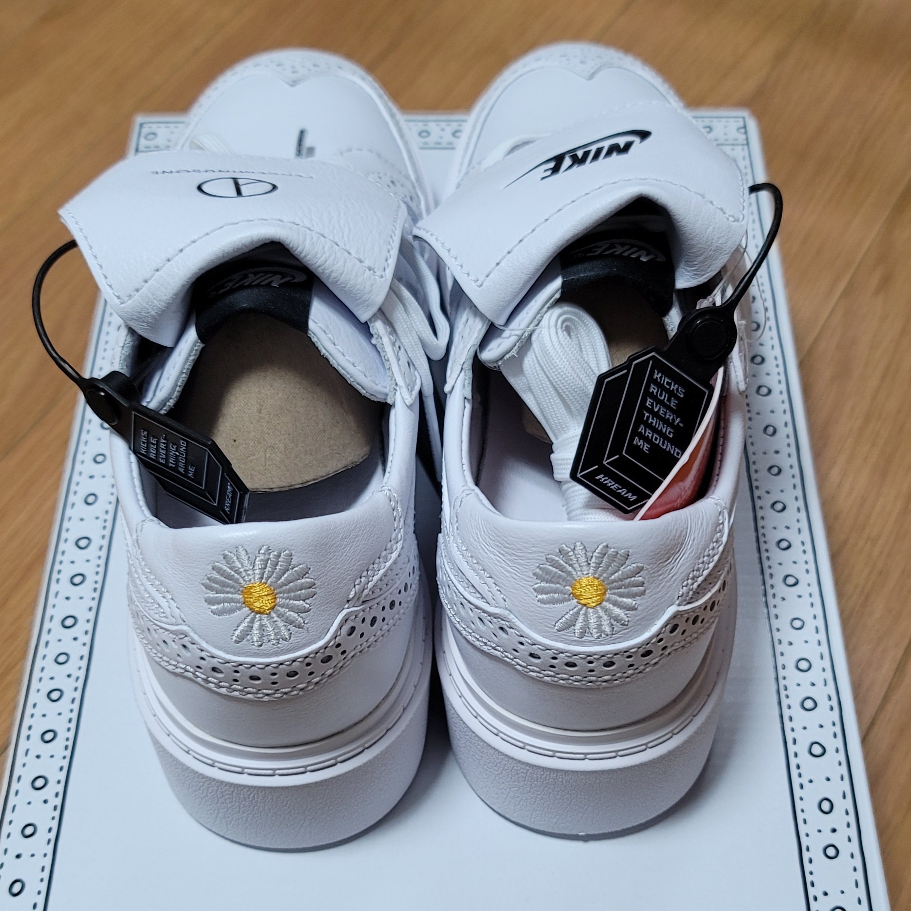 Nike x Peaceminusone Kwondo1 White 착용 스타일 - 3
