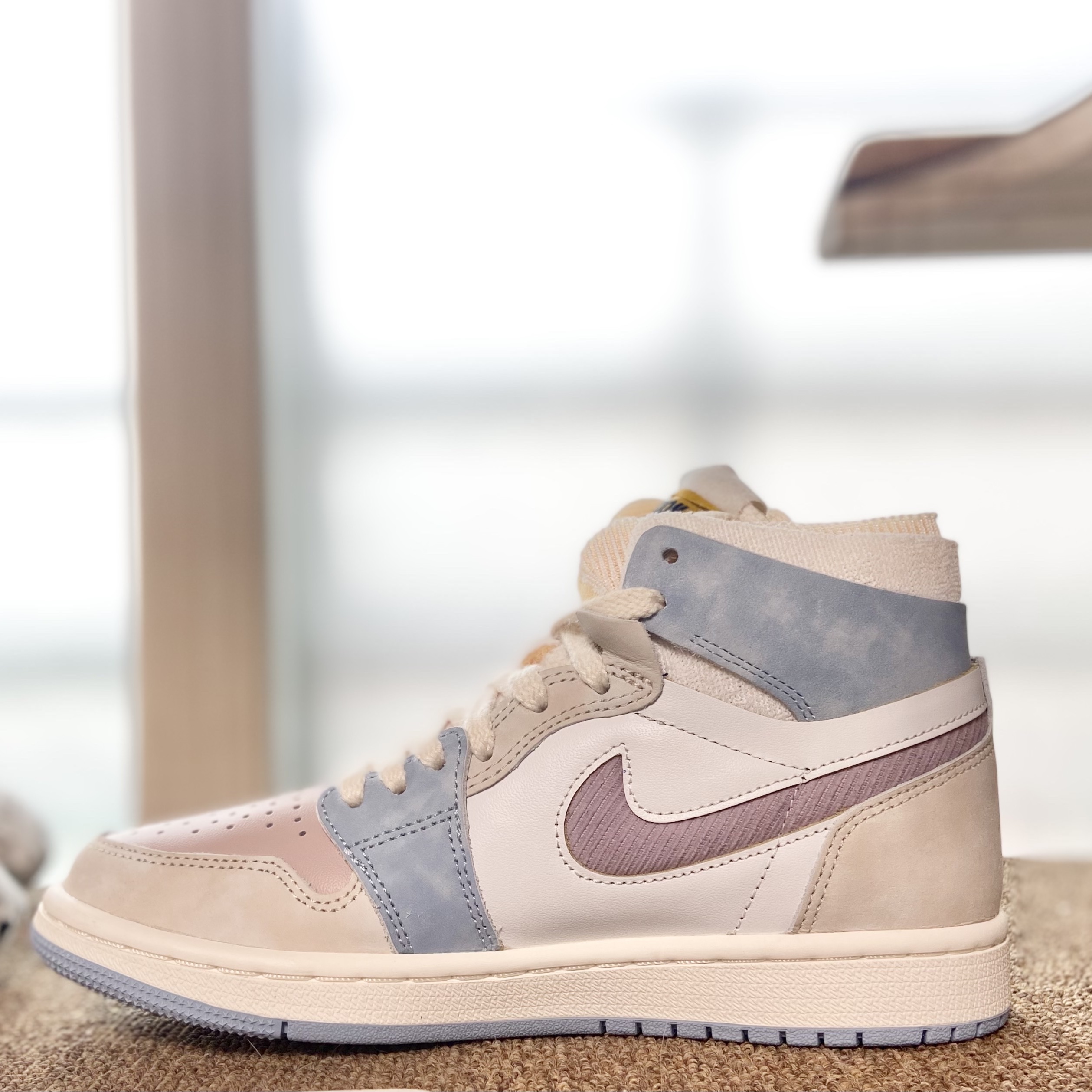 (W) Jordan 1 Zoom Air CMFT Pink Oxford Plum Fog 착용 스타일