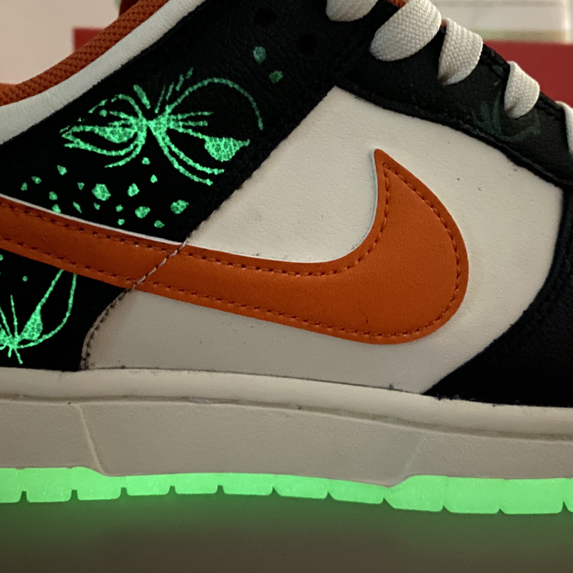 Nike Dunk Low Retro PRM Halloween 착용 스타일 - 2