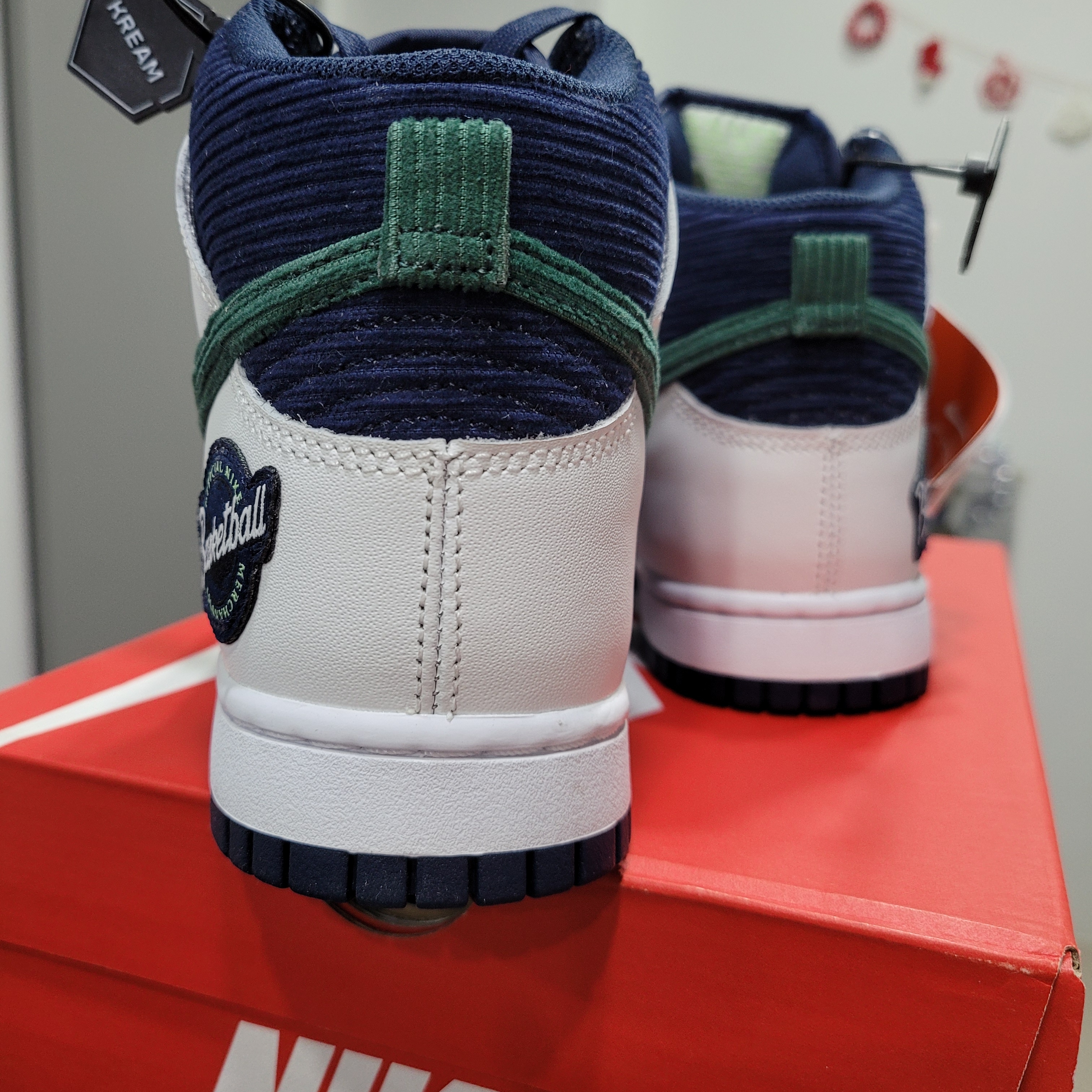 Nike Dunk High PRM EMB College Navy 착용 스타일 - 3
