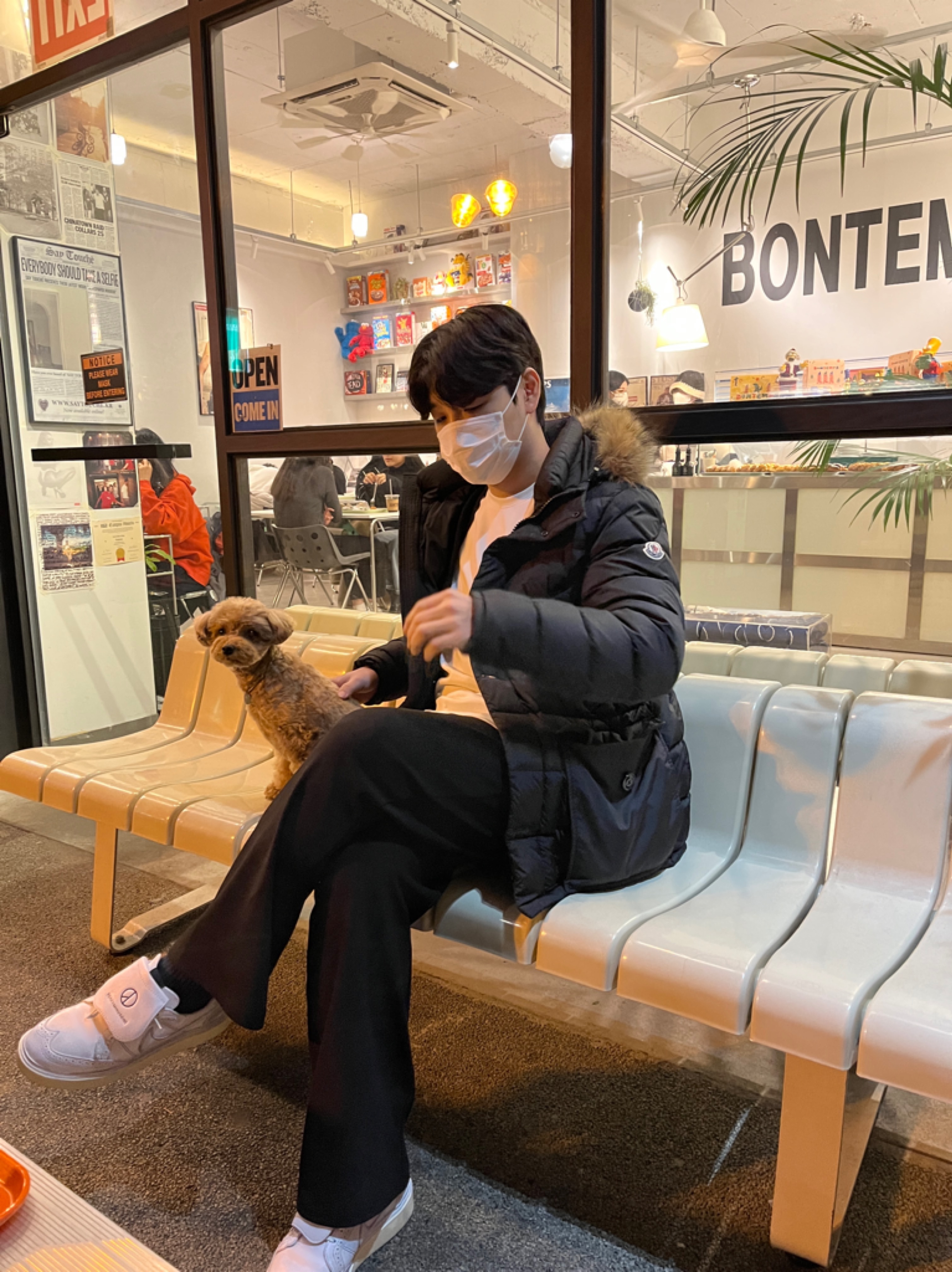 Moncler Cluny Long Down Jacket Black - 21FW, Nike x Peaceminusone Kwondo1 White 착용 스타일 - 1