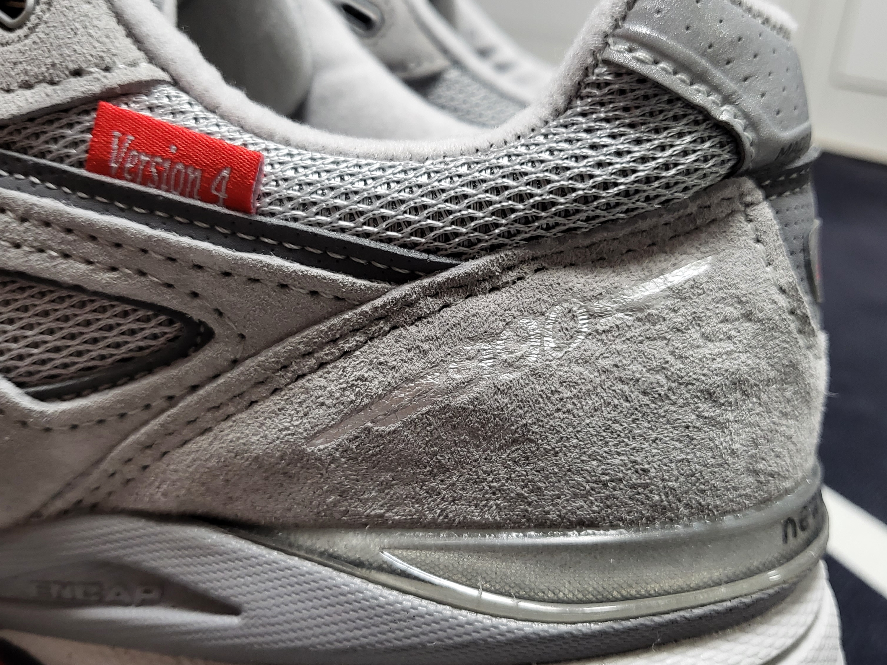 New Balance 990vs4 Made in USA Grey 착용 스타일 - 3