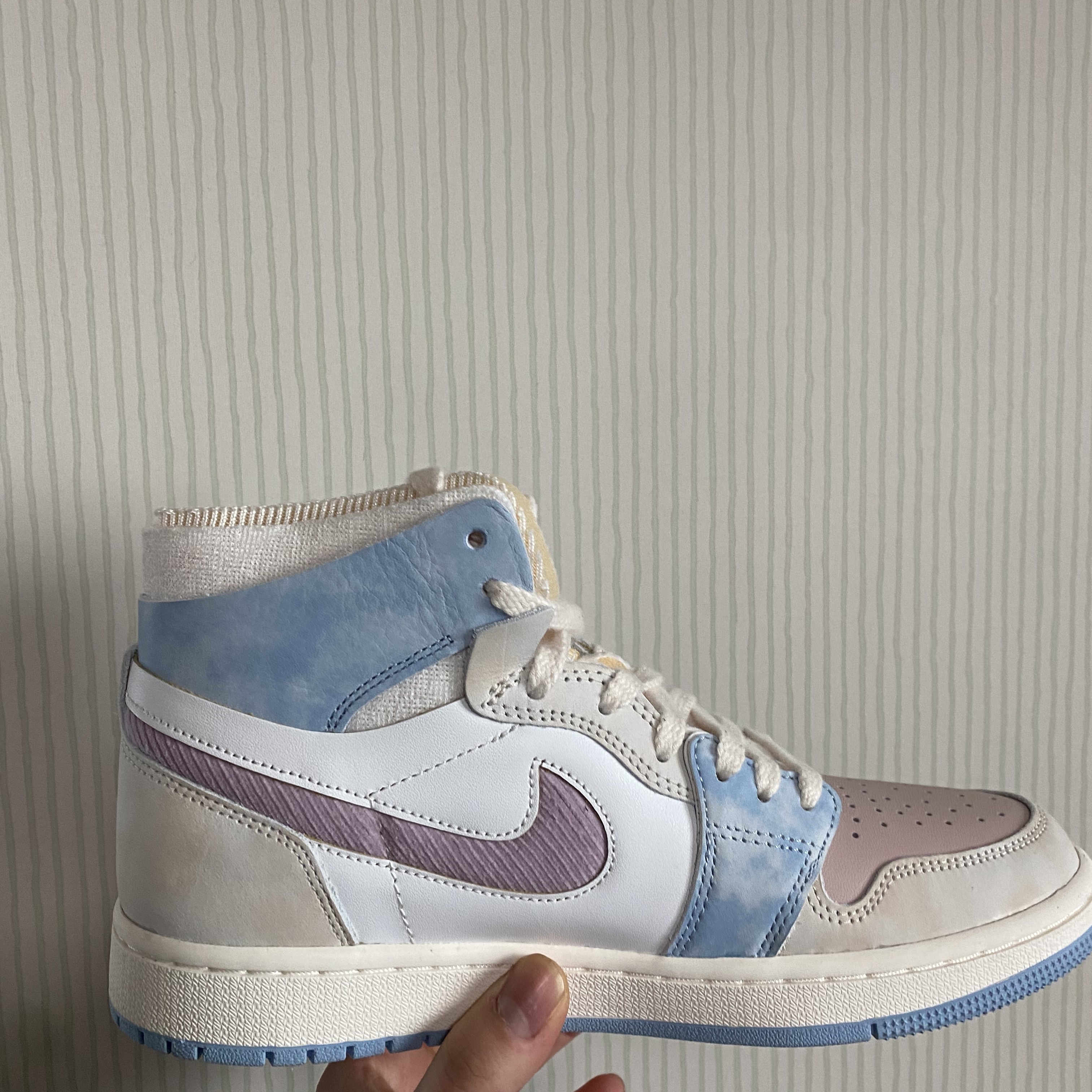 (W) Jordan 1 Zoom Air CMFT Pink Oxford Plum Fog 착용 스타일 - 2