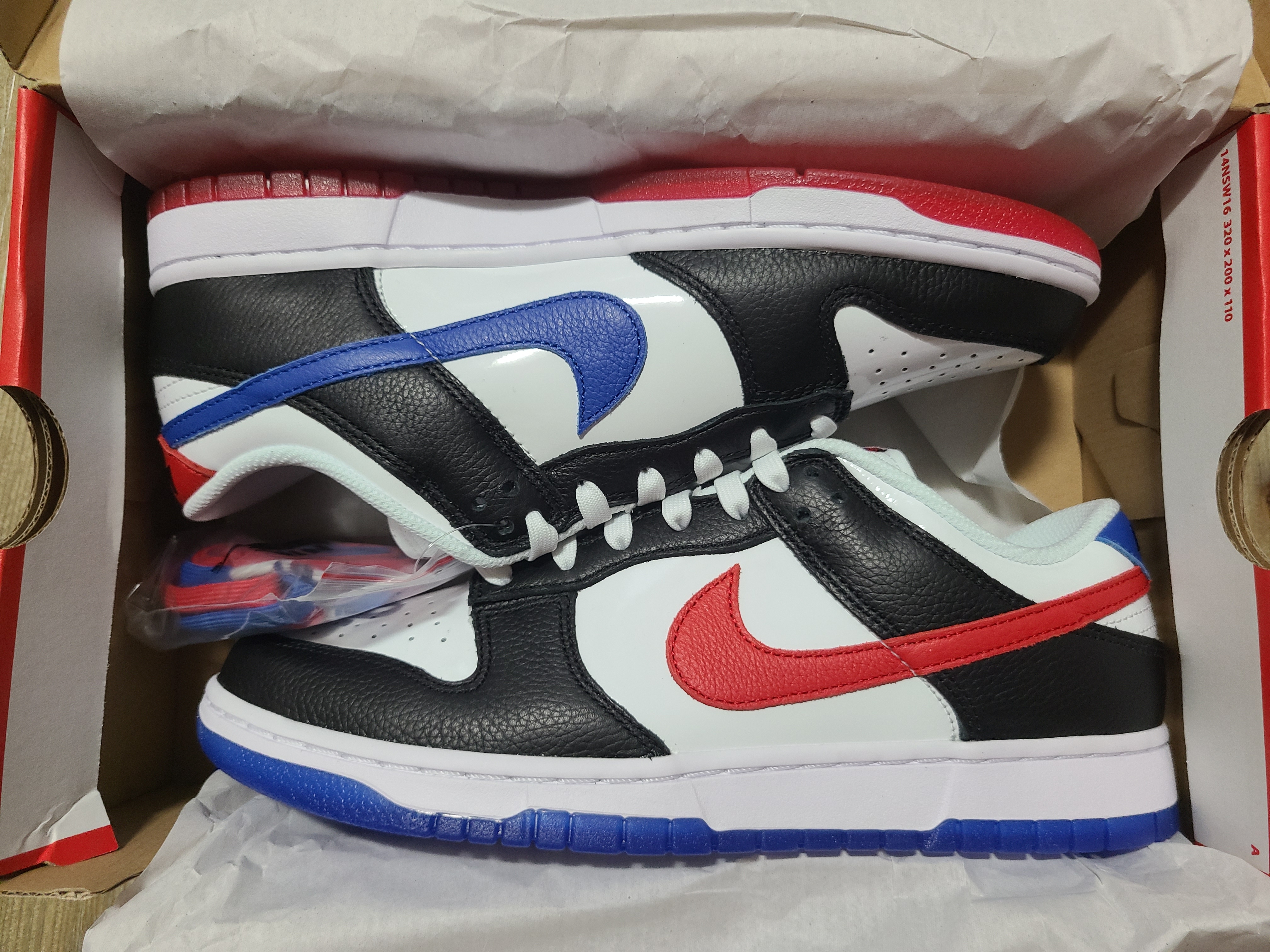 Nike Dunk Low SE Seoul 착용 스타일