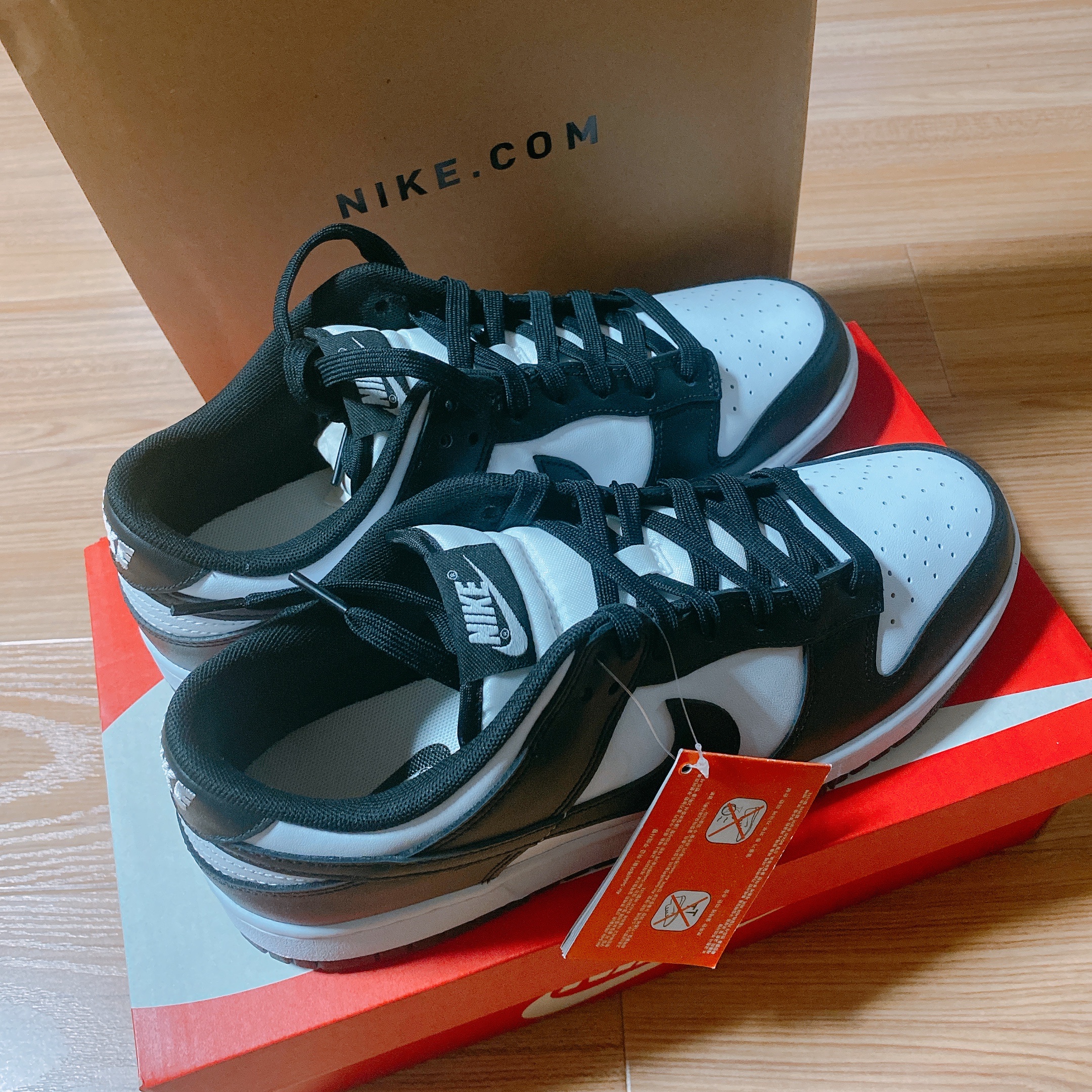 Nike Dunk Low Retro Black 착용 스타일
