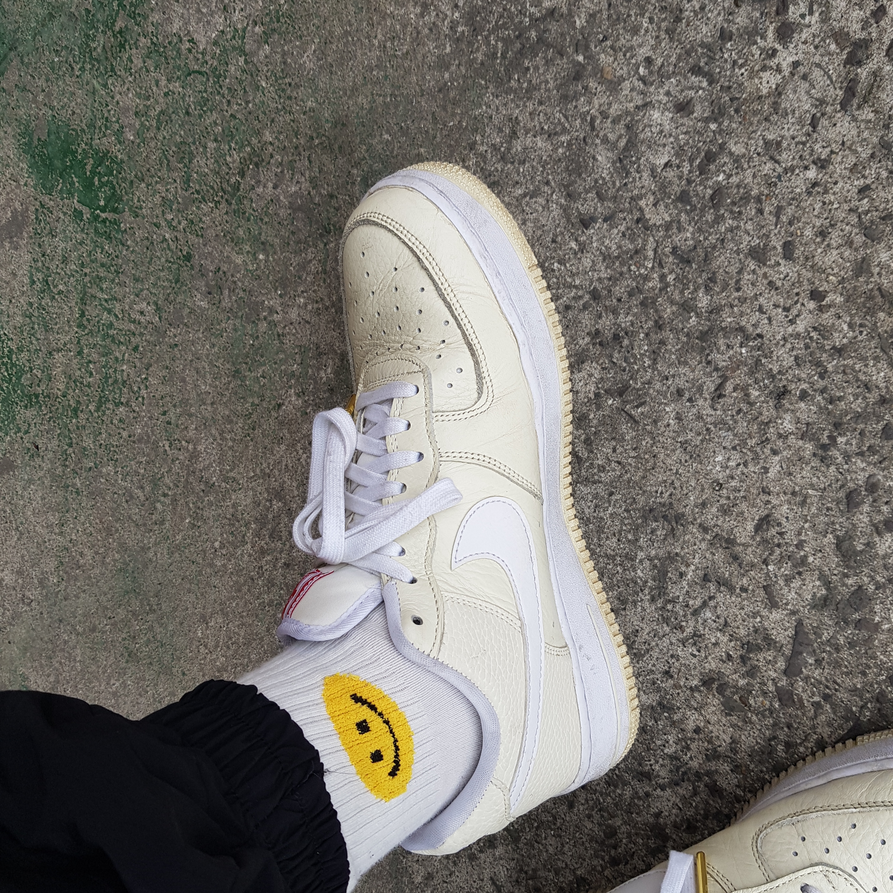 Nike Air Force 1 '07 PRM Popcorn 착용 스타일 - 3