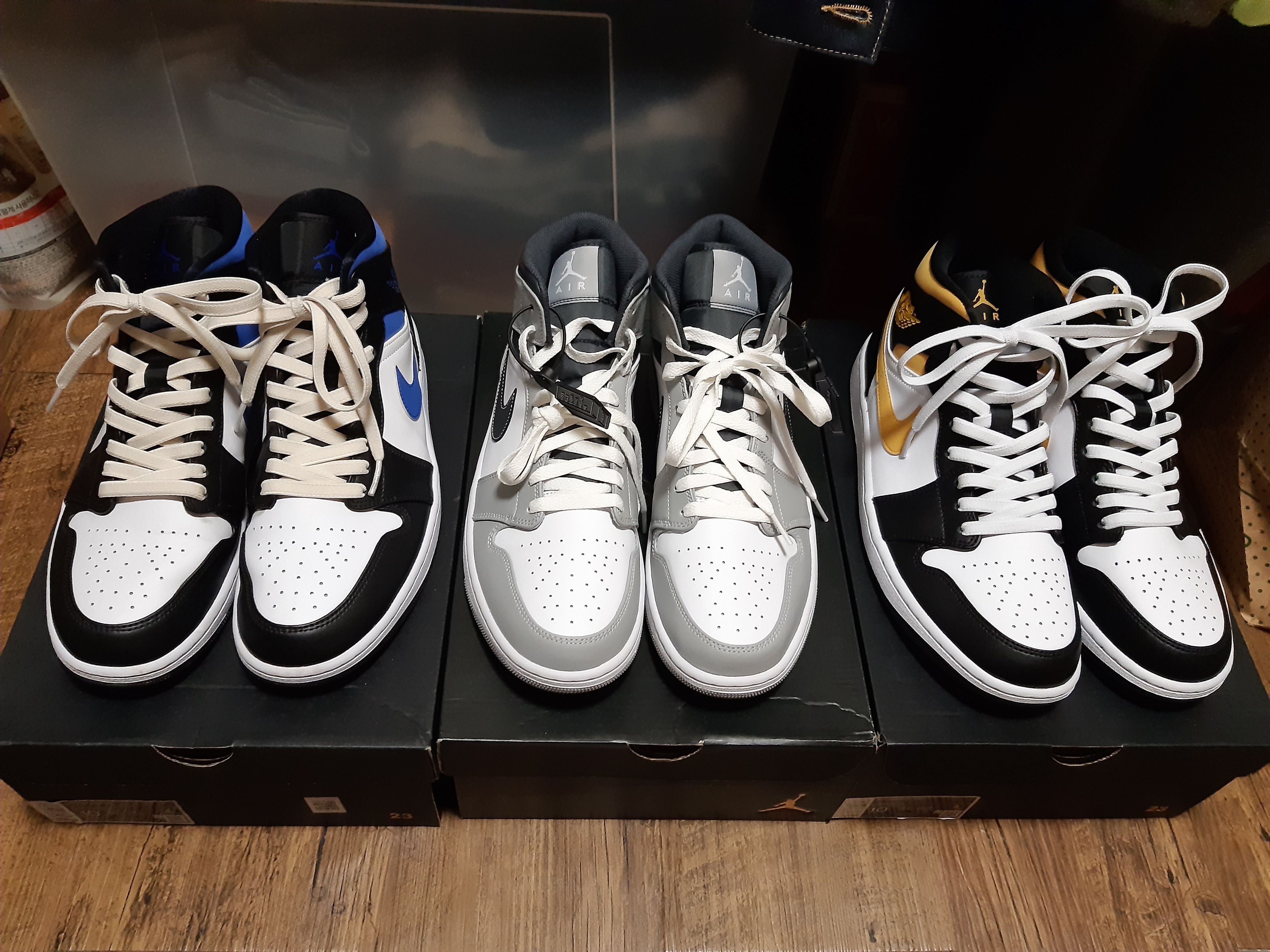 Jordan 1 Mid Racer Blue, Jordan 1 Mid Light Smoke Grey Anthracite 착용 스타일
