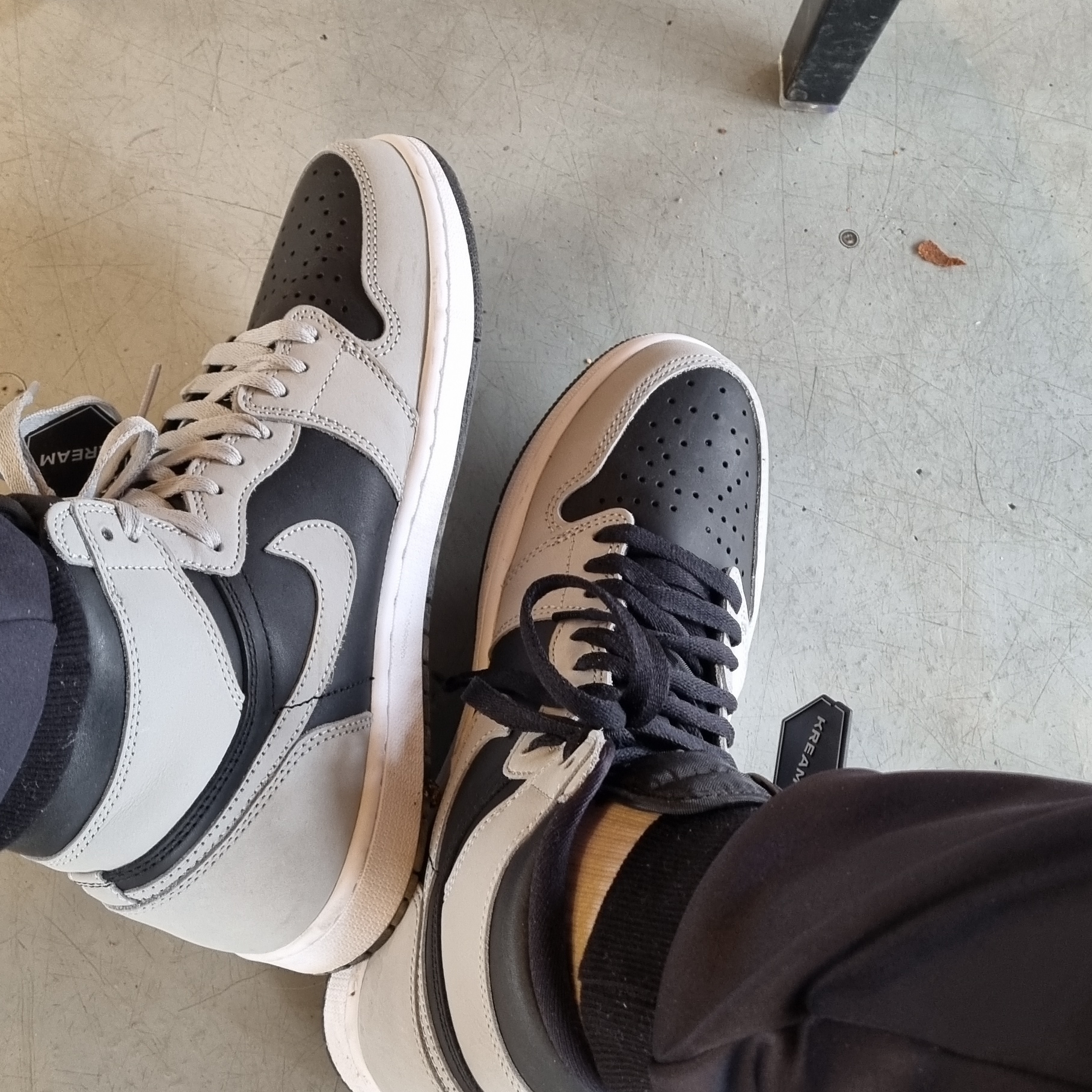 Jordan 1 Retro High OG Shadow 2.0 착용 스타일 - 3