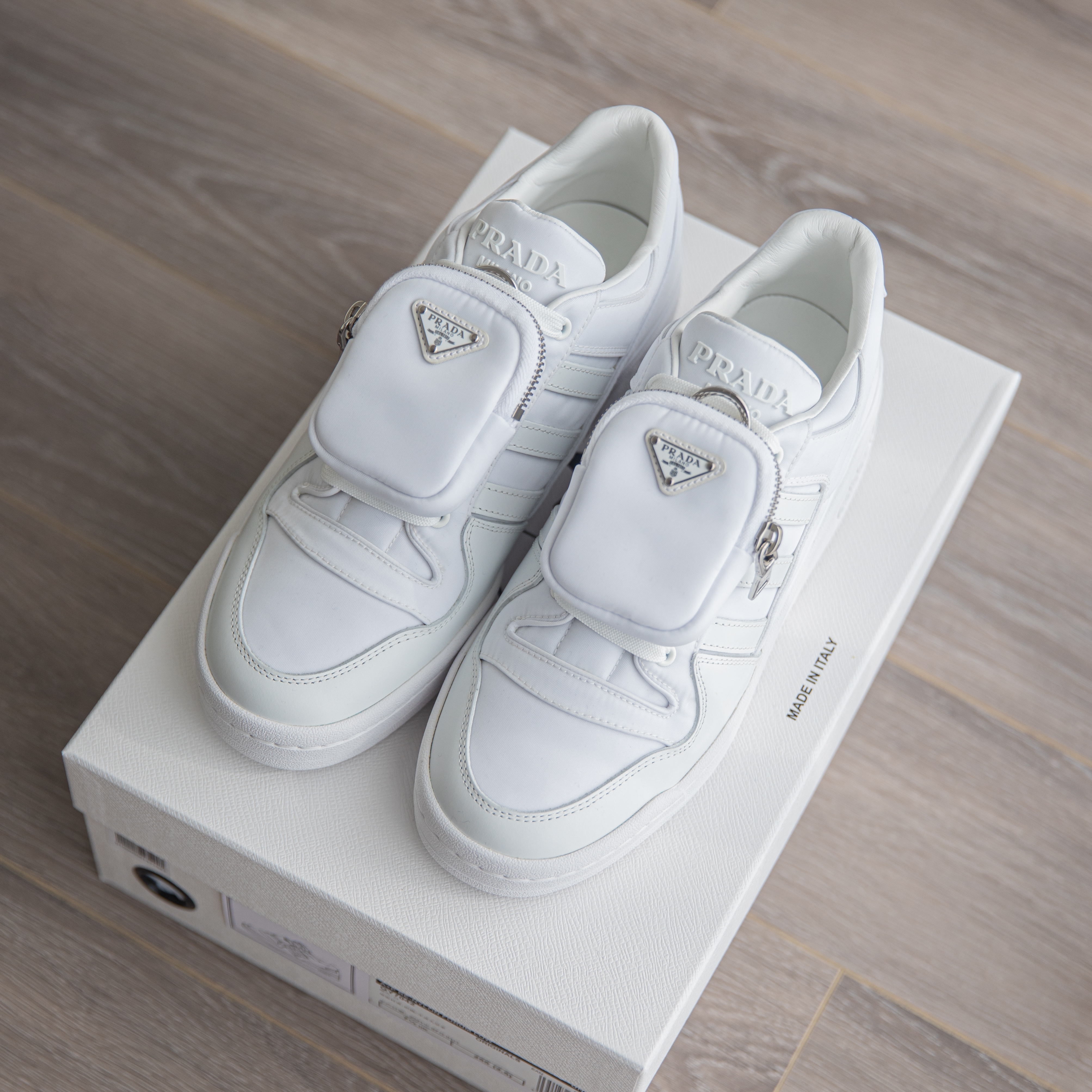 Adidas x Prada Re-Nylon Forum High White 착용 스타일 - 4