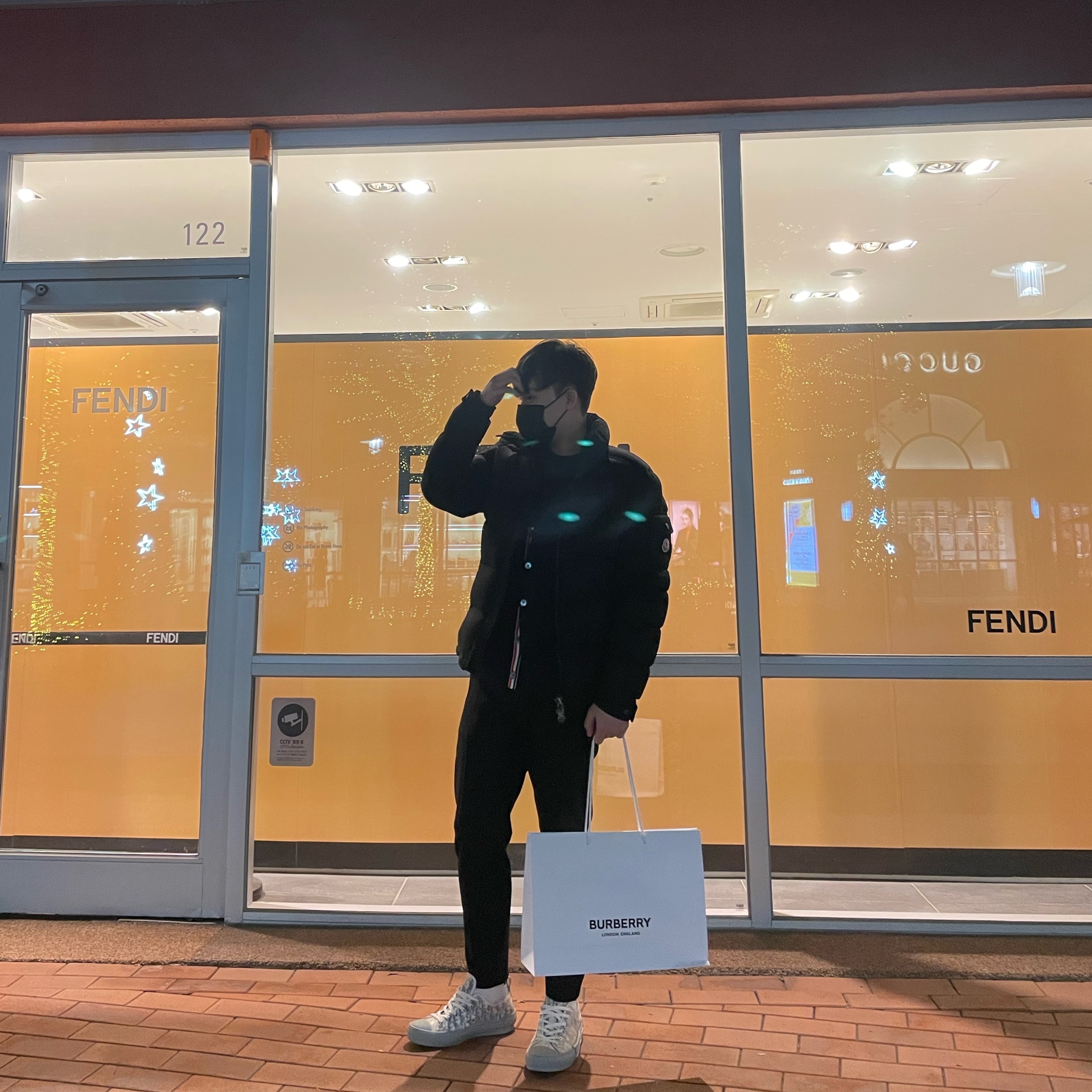 Moncler Montgenevre Short Down Jacket Black - 21FW, Dior B23 Low Dior Oblique Grey 착용 스타일