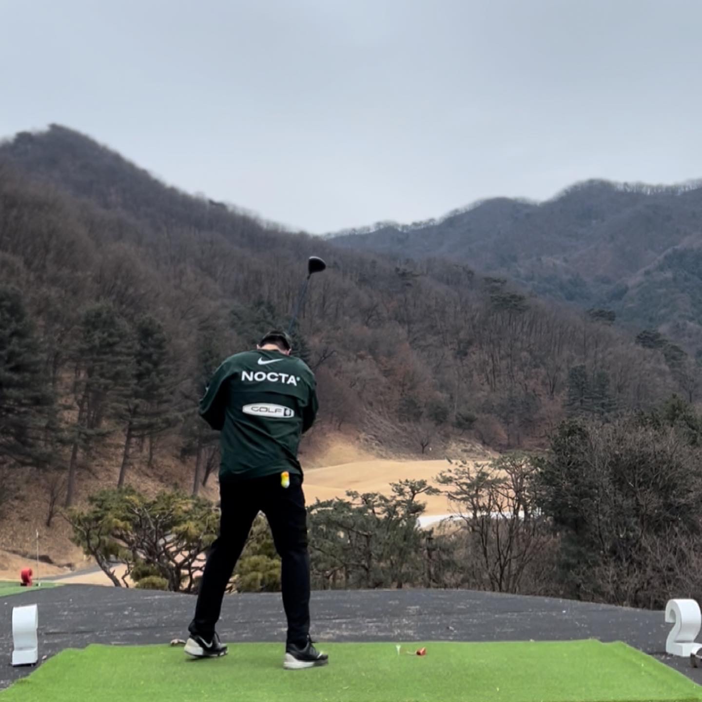 Nike x Drake Nocta Golf Crewneck Top Green - US/EU 착용 스타일
