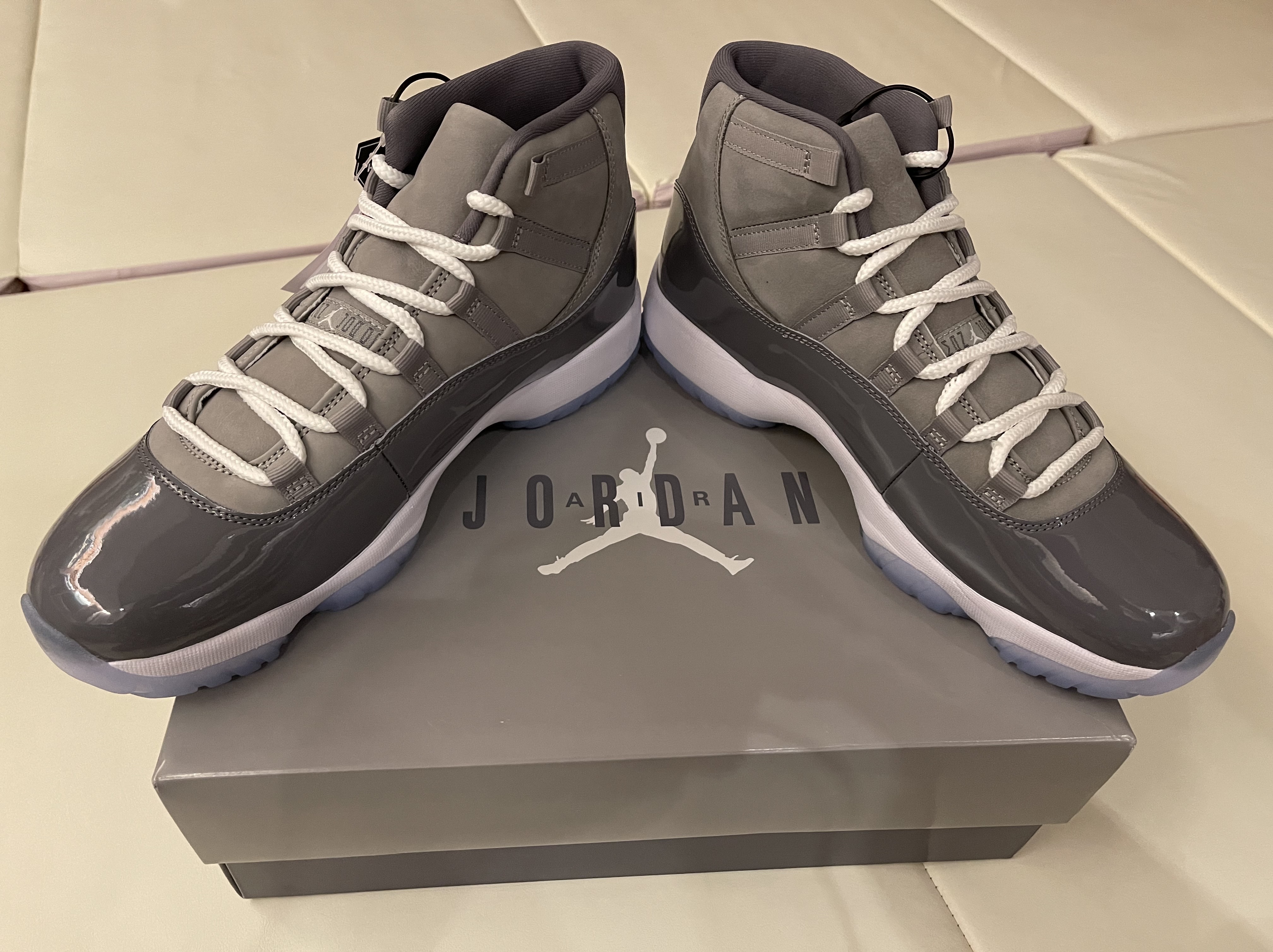 Jordan 11 Retro Cool Grey 2021 착용 스타일 - 1