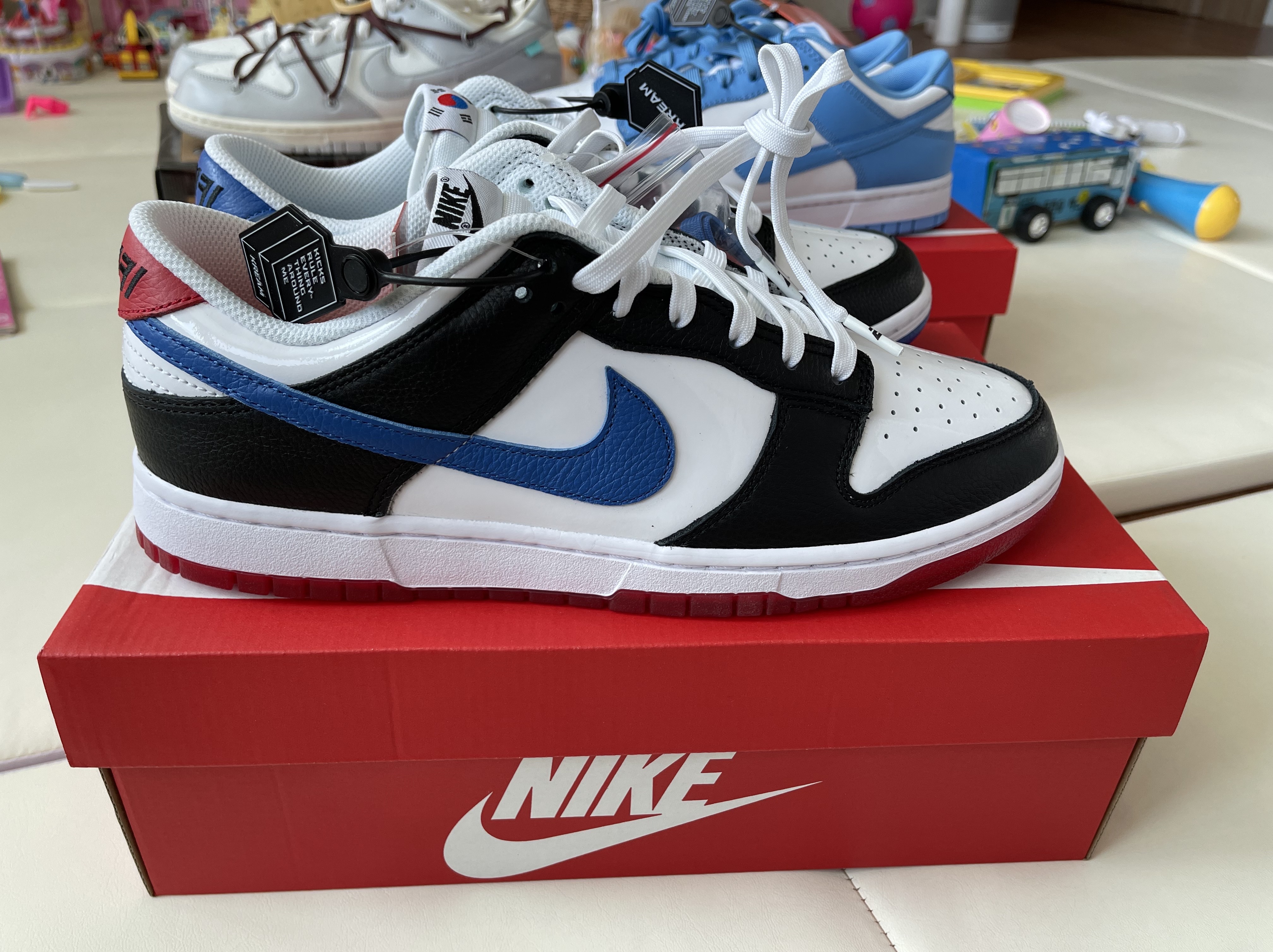 Nike Dunk Low SE Seoul 착용 스타일 - 2