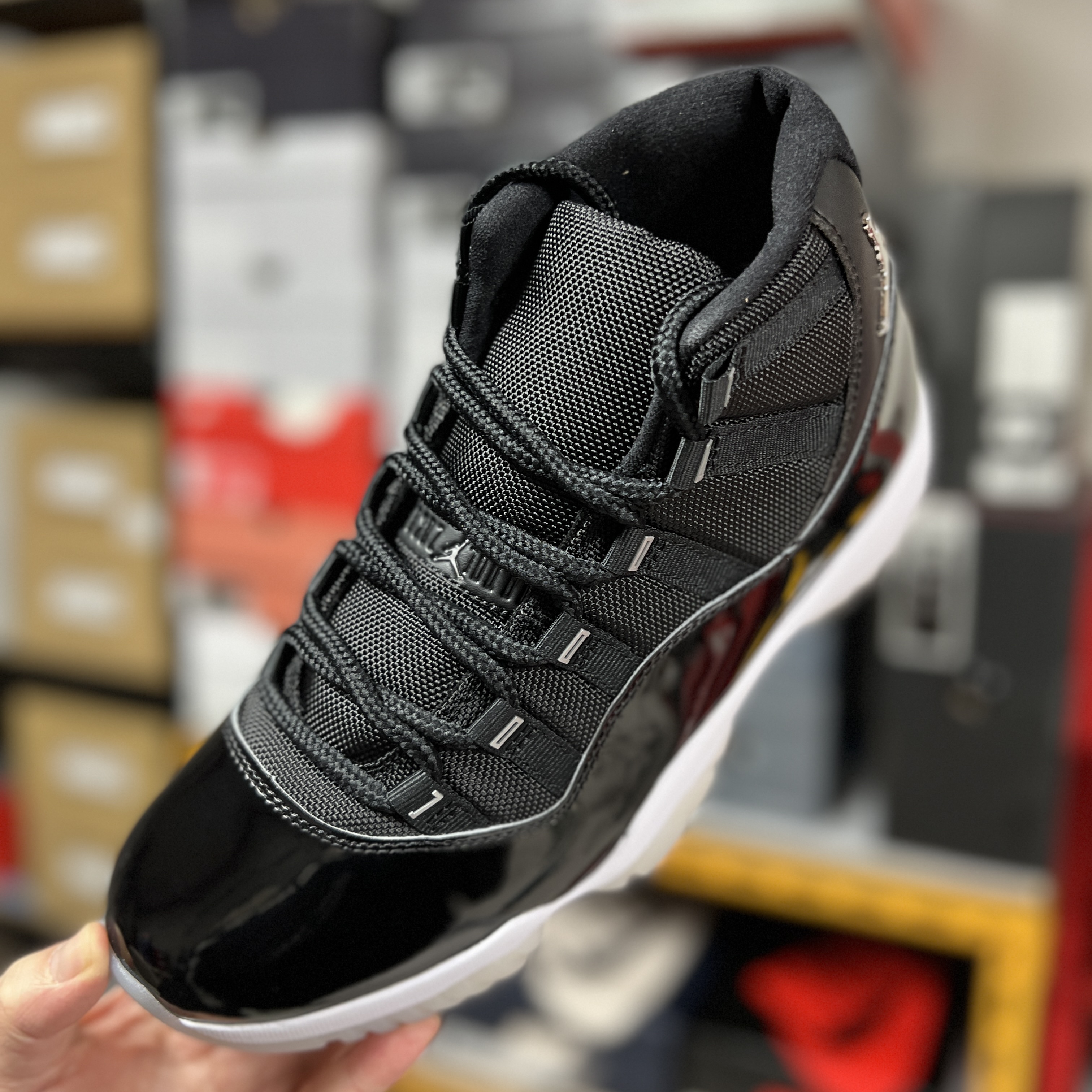 Jordan 11 Retro Jubilee 착용 스타일 - 1